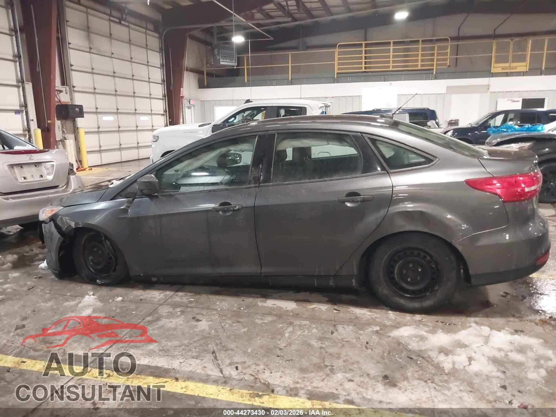 FORD FOCUS 2016 - 1FADP3E20GL403905
