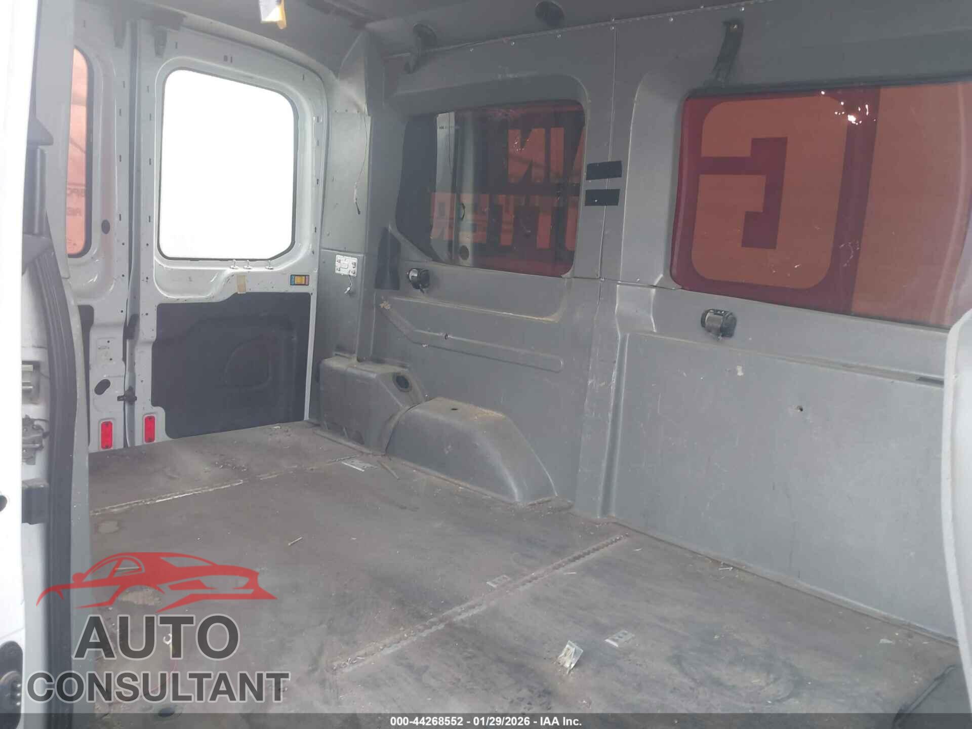 FORD TRANSIT-150 2015 - 1FTNE1CM8FKA17332