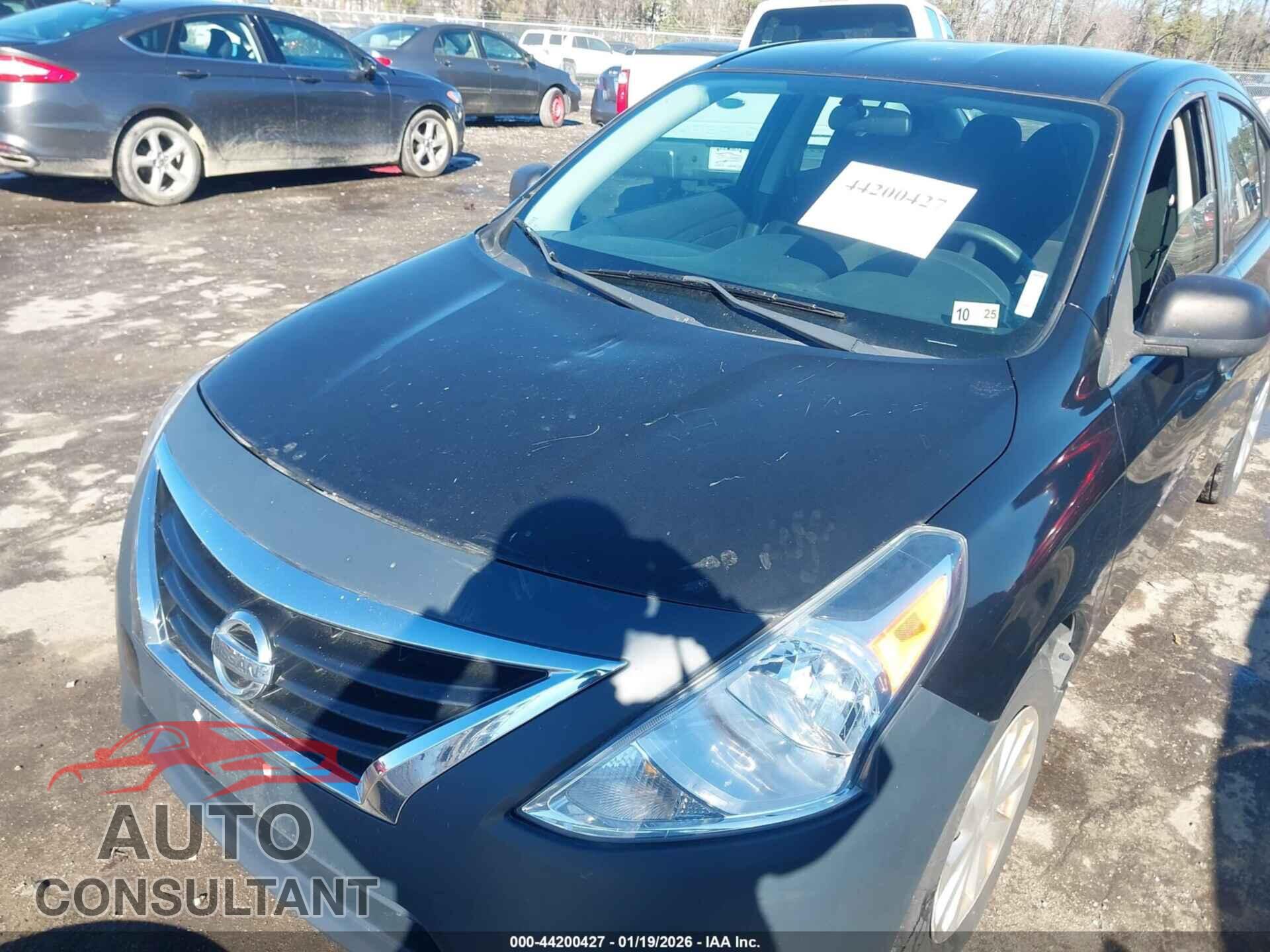 NISSAN VERSA 2015 - 3N1CN7AP1FL944570