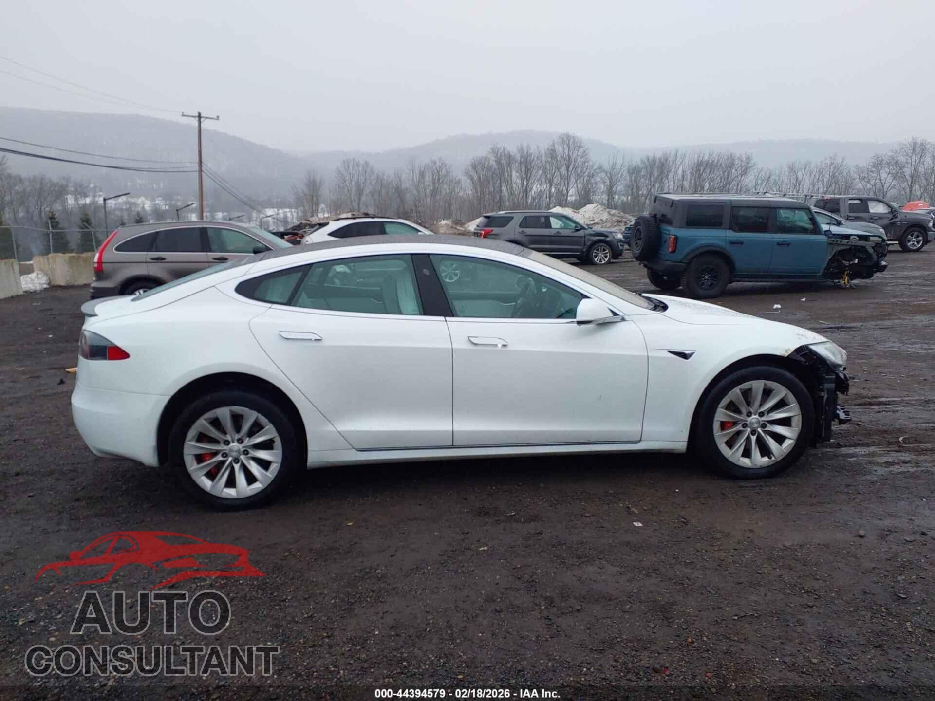 TESLA MODEL S 2018 - 5YJSA1E40JF244872
