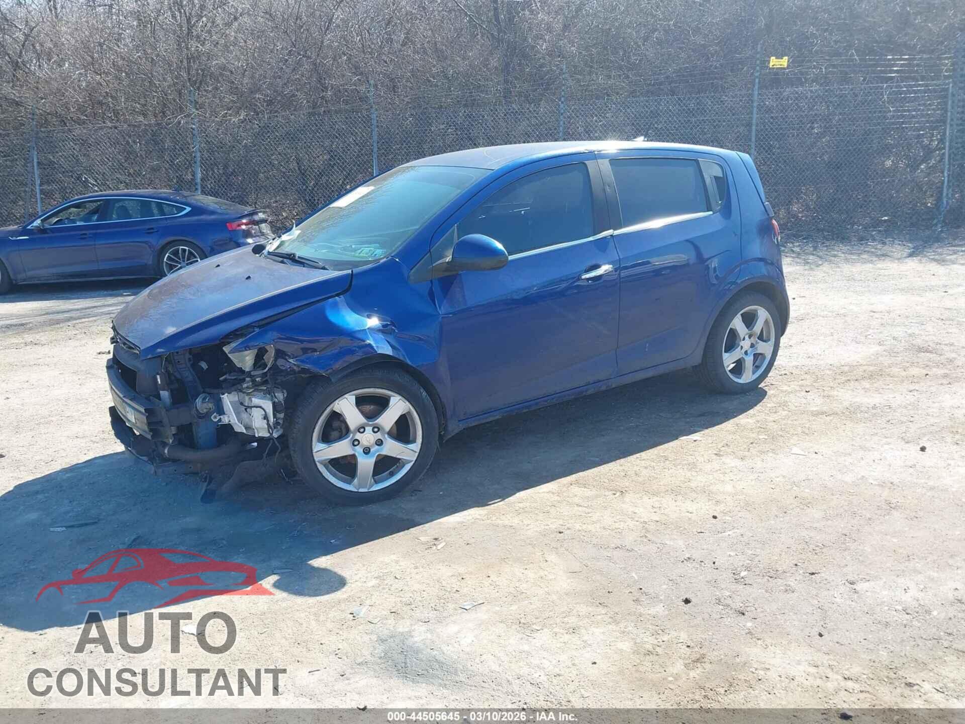 CHEVROLET SONIC 2014 - 1G1JE6SB2E4218618