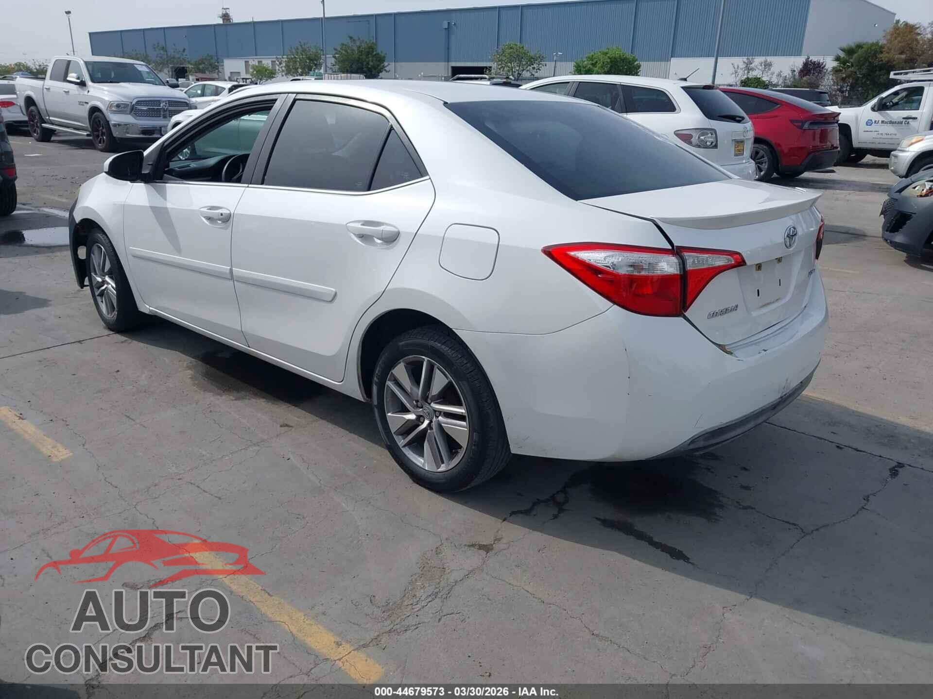 TOYOTA COROLLA 2015 - 5YFBPRHE2FP239363