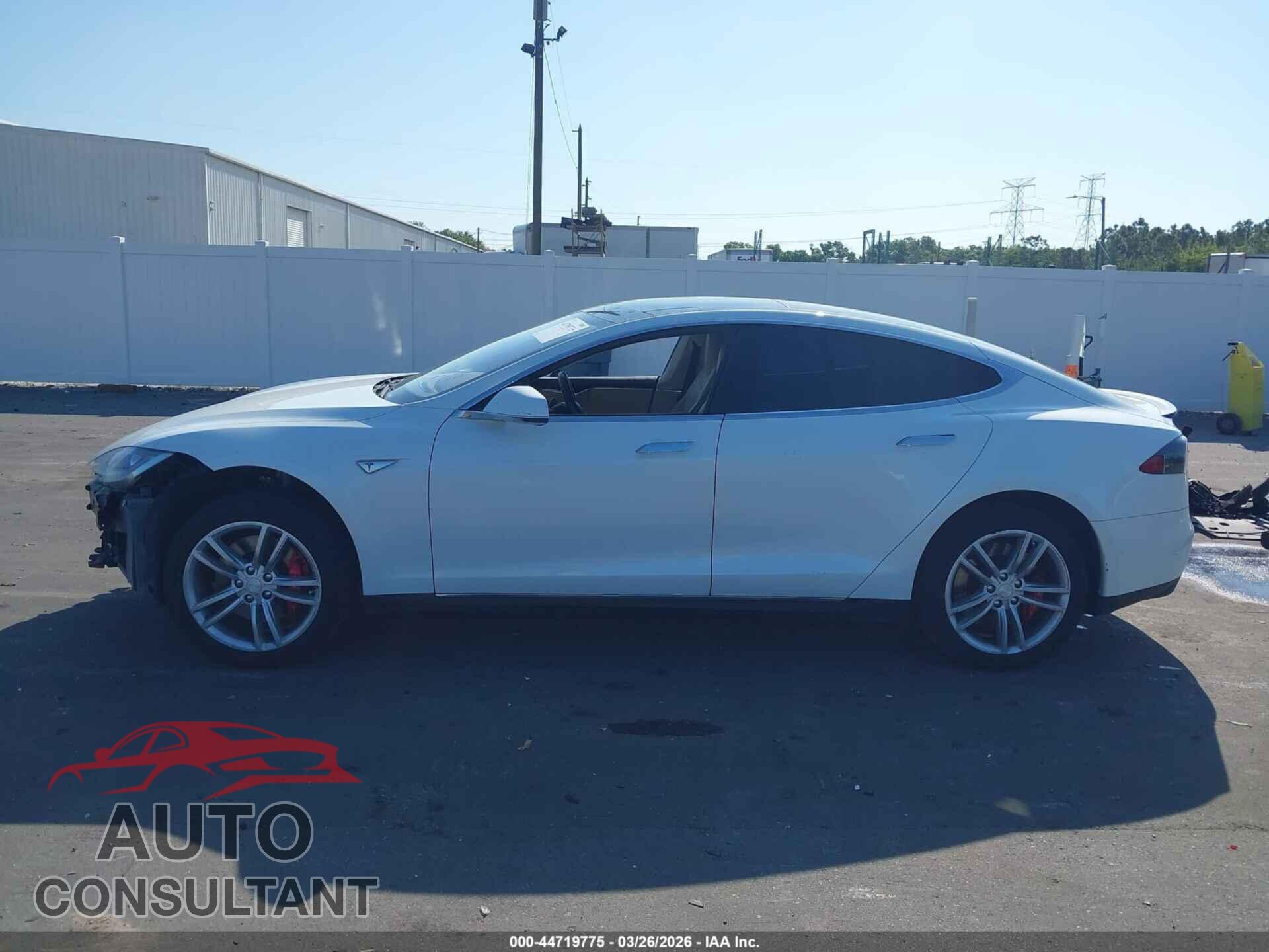 TESLA MODEL S 2014 - 5YJSA1H11EFP40593