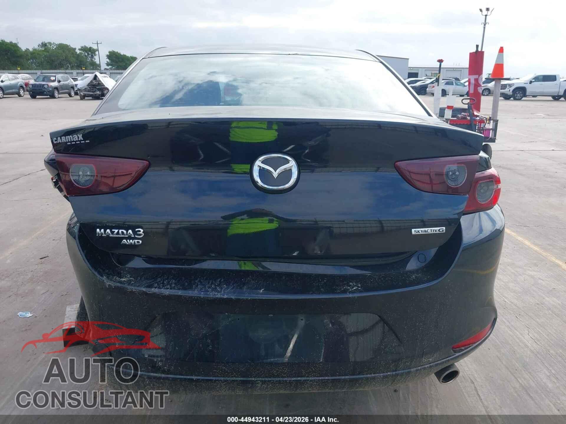 MAZDA MAZDA3 2019 - JM1BPBAM5K1132010