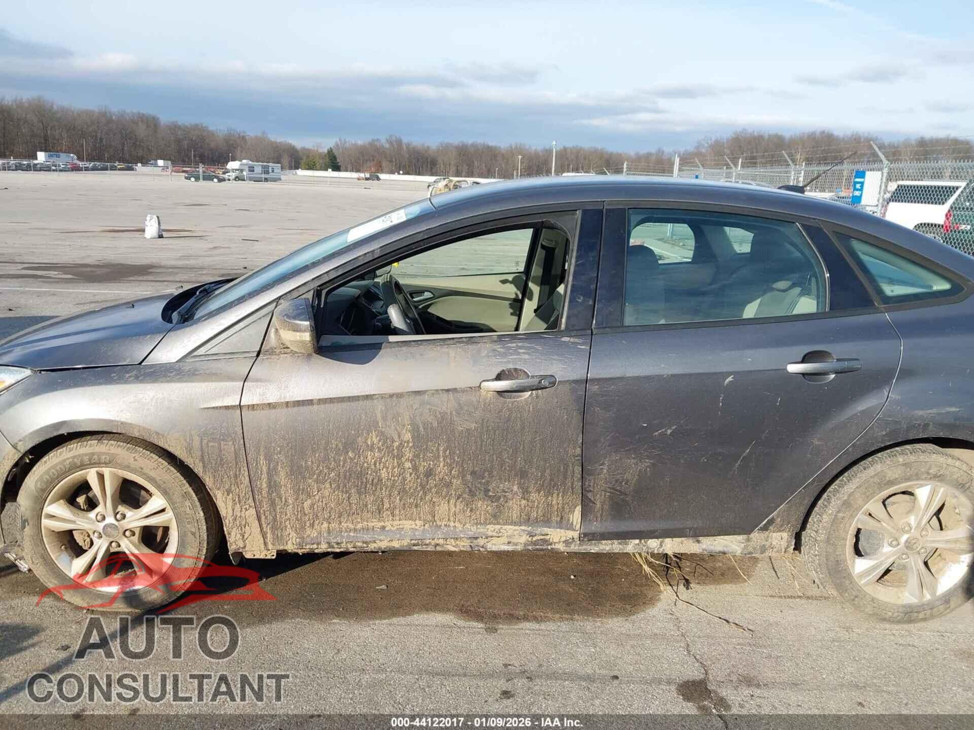 FORD FOCUS 2013 - 1FADP3F23DL323640