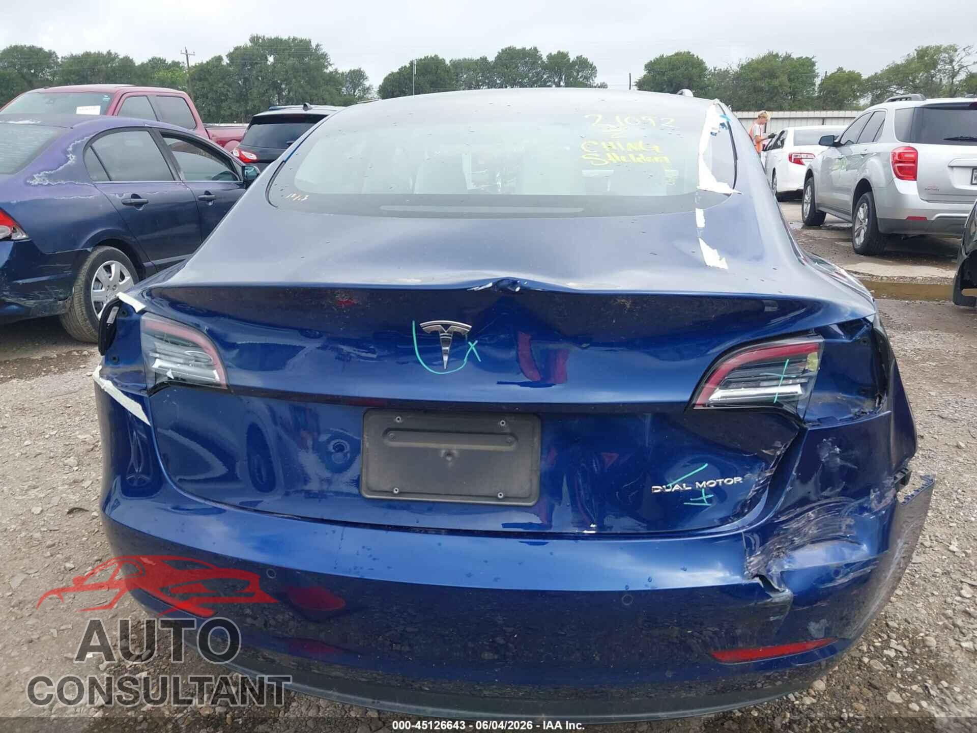 TESLA MODEL 3 2022 - 5YJ3E1EB2NF261623