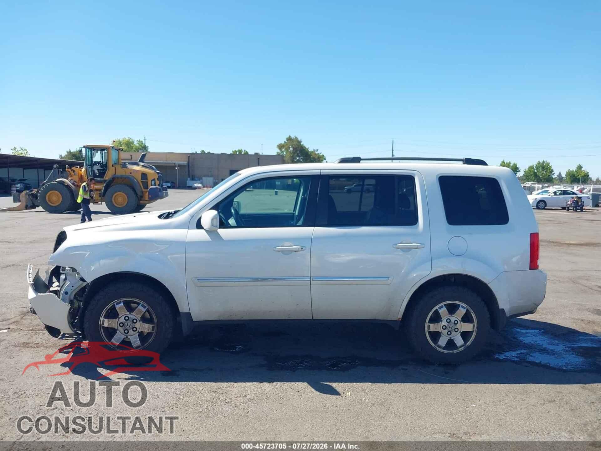 HONDA PILOT 2011 - 5FNYF4H90BB024878