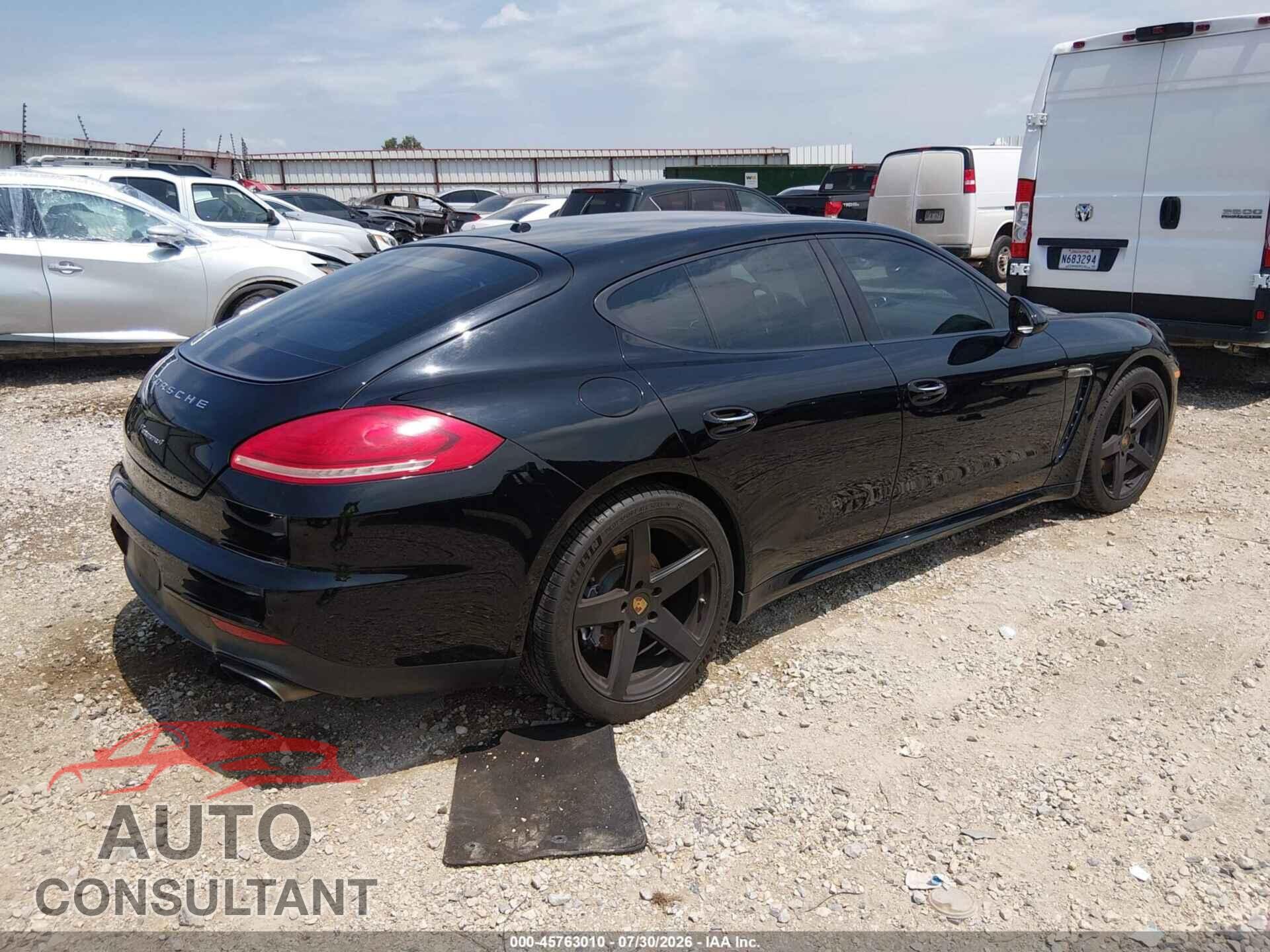 PORSCHE PANAMERA 2014 - WP0AA2A79EL008080