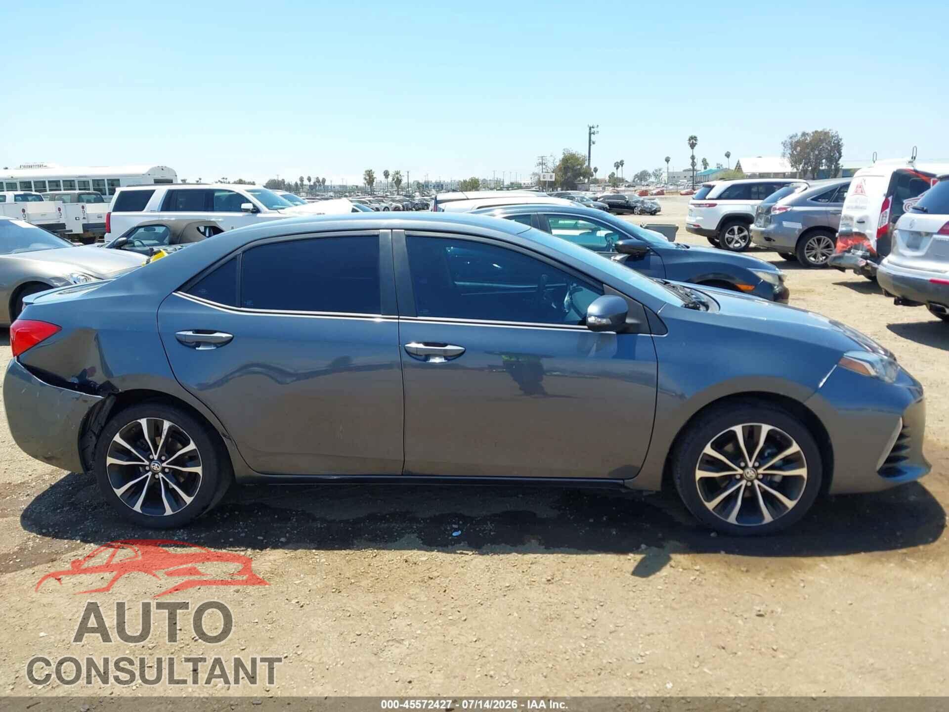TOYOTA COROLLA 2018 - 5YFBURHEXJP849724