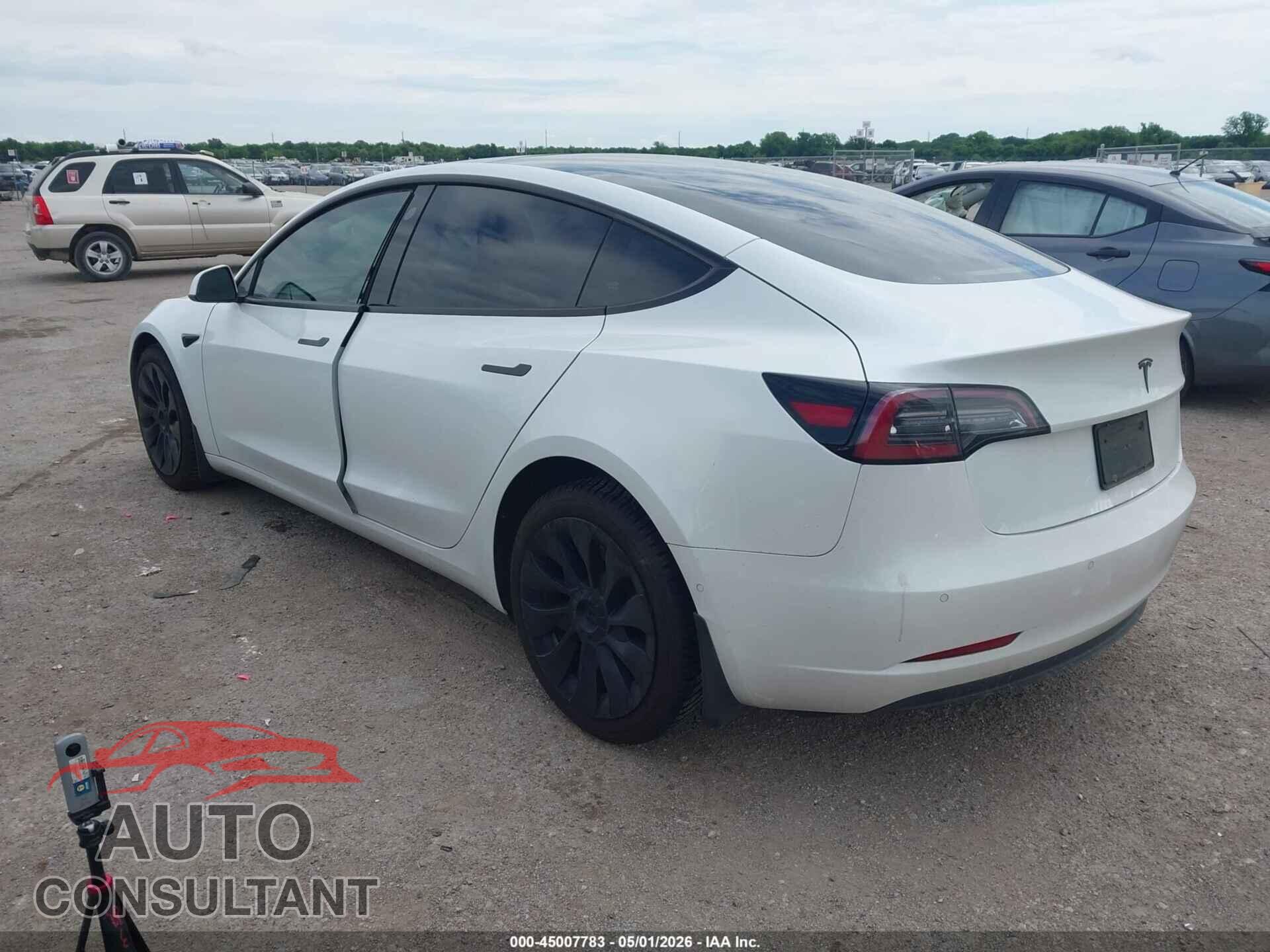 TESLA MODEL 3 2021 - 5YJ3E1EA8MF093959