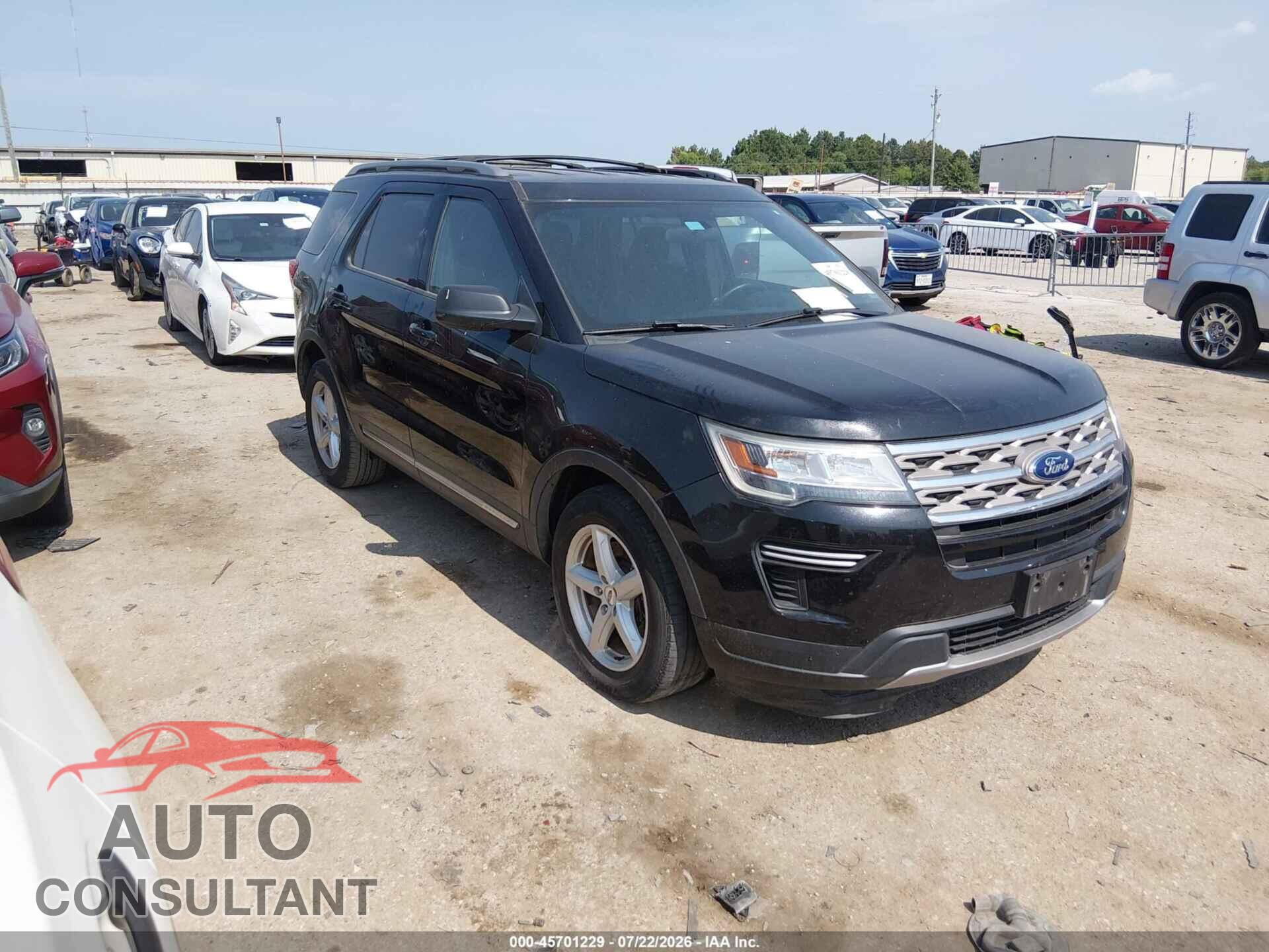 FORD EXPLORER 2018 - 1FM5K7D80JGB30535