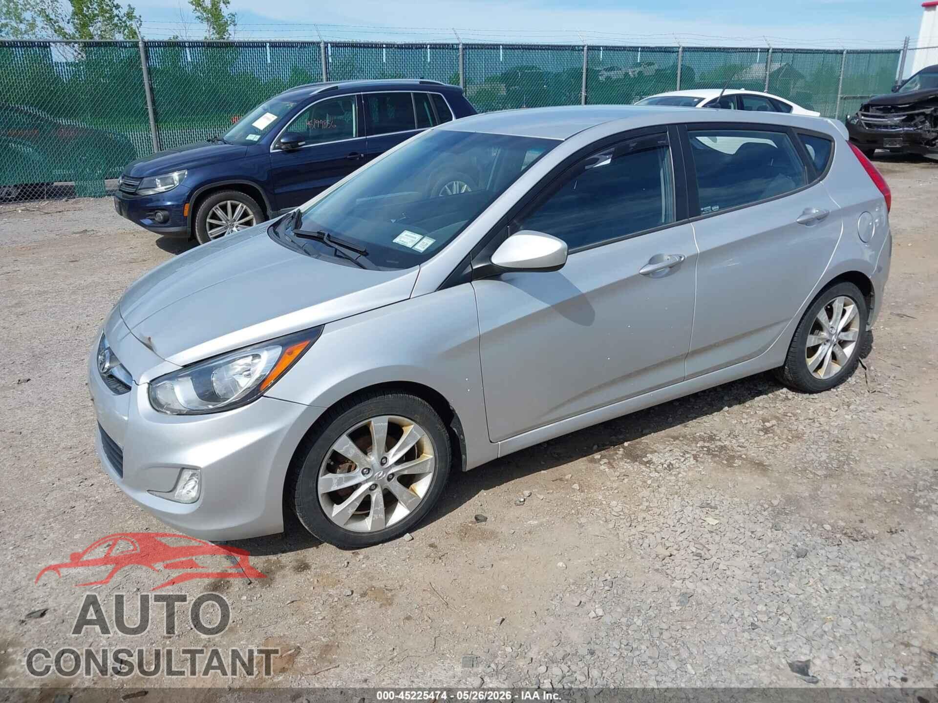 HYUNDAI ACCENT 2012 - KMHCU5AE3CU019742