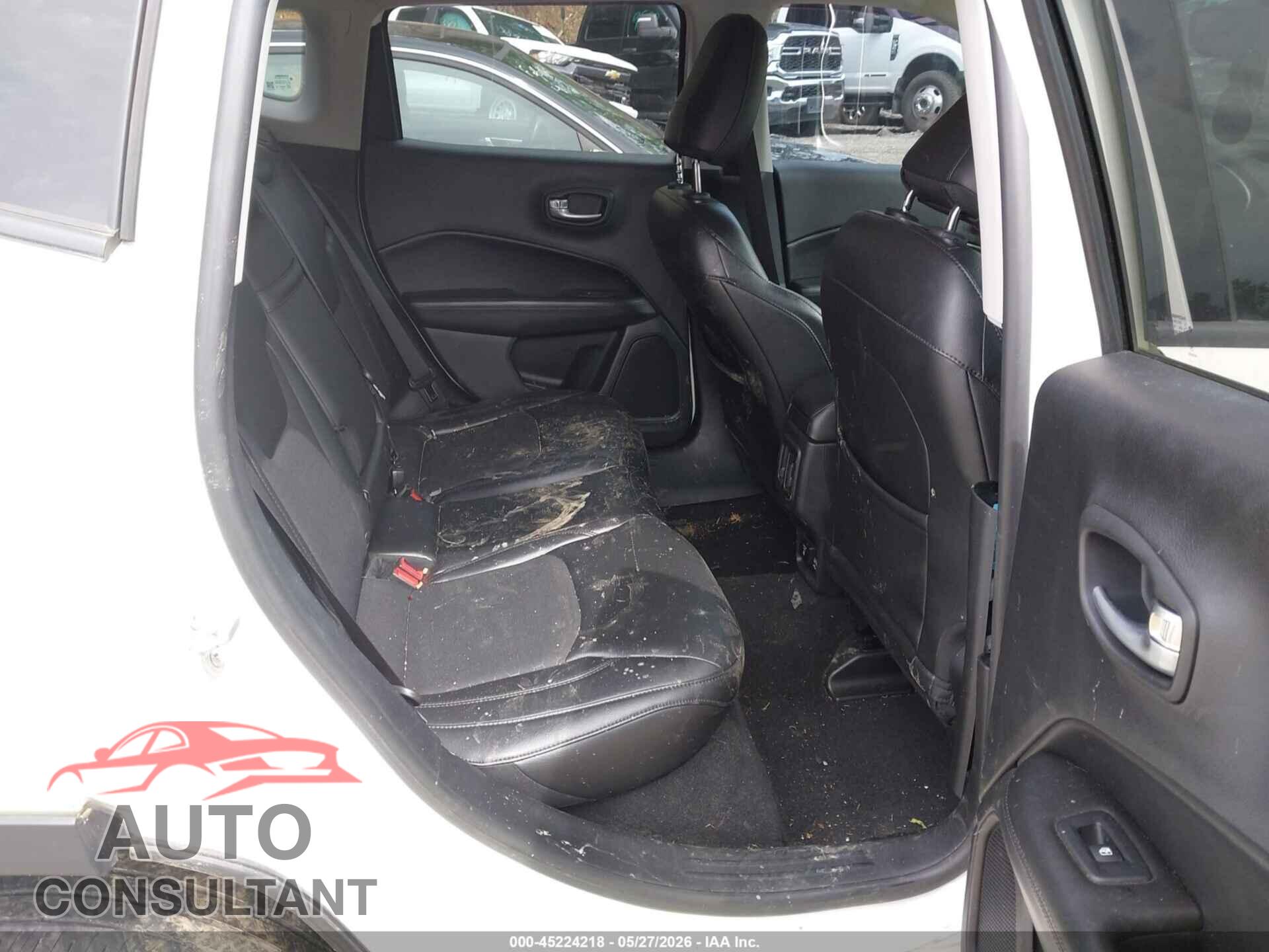 JEEP COMPASS 2018 - 3C4NJDBB7JT454789