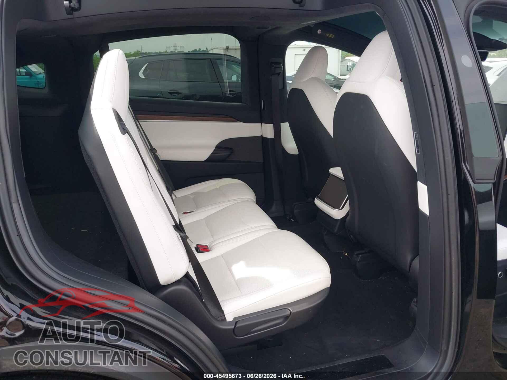 TESLA MODEL X 2023 - 7SAXCDE5XPF412300