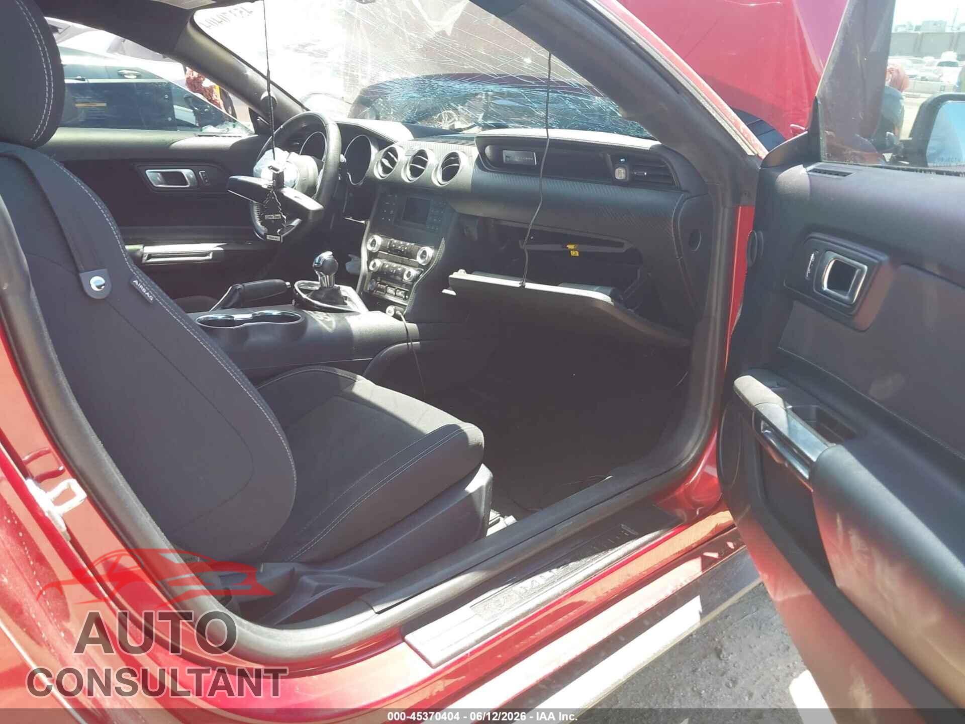 FORD MUSTANG 2019 - 1FA6P8TH5K5193327