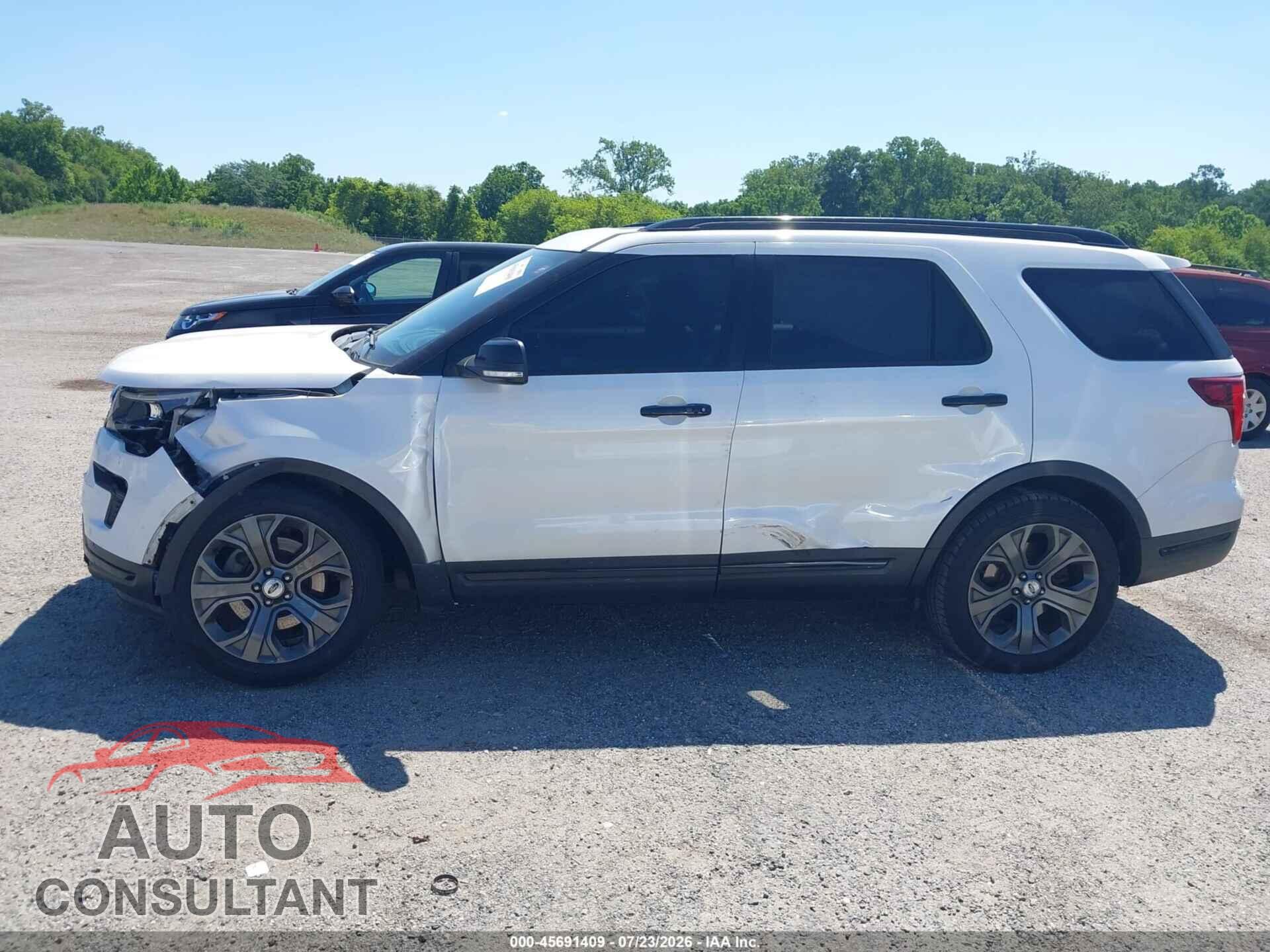 FORD EXPLORER 2018 - 1FM5K8GT9JGB38235