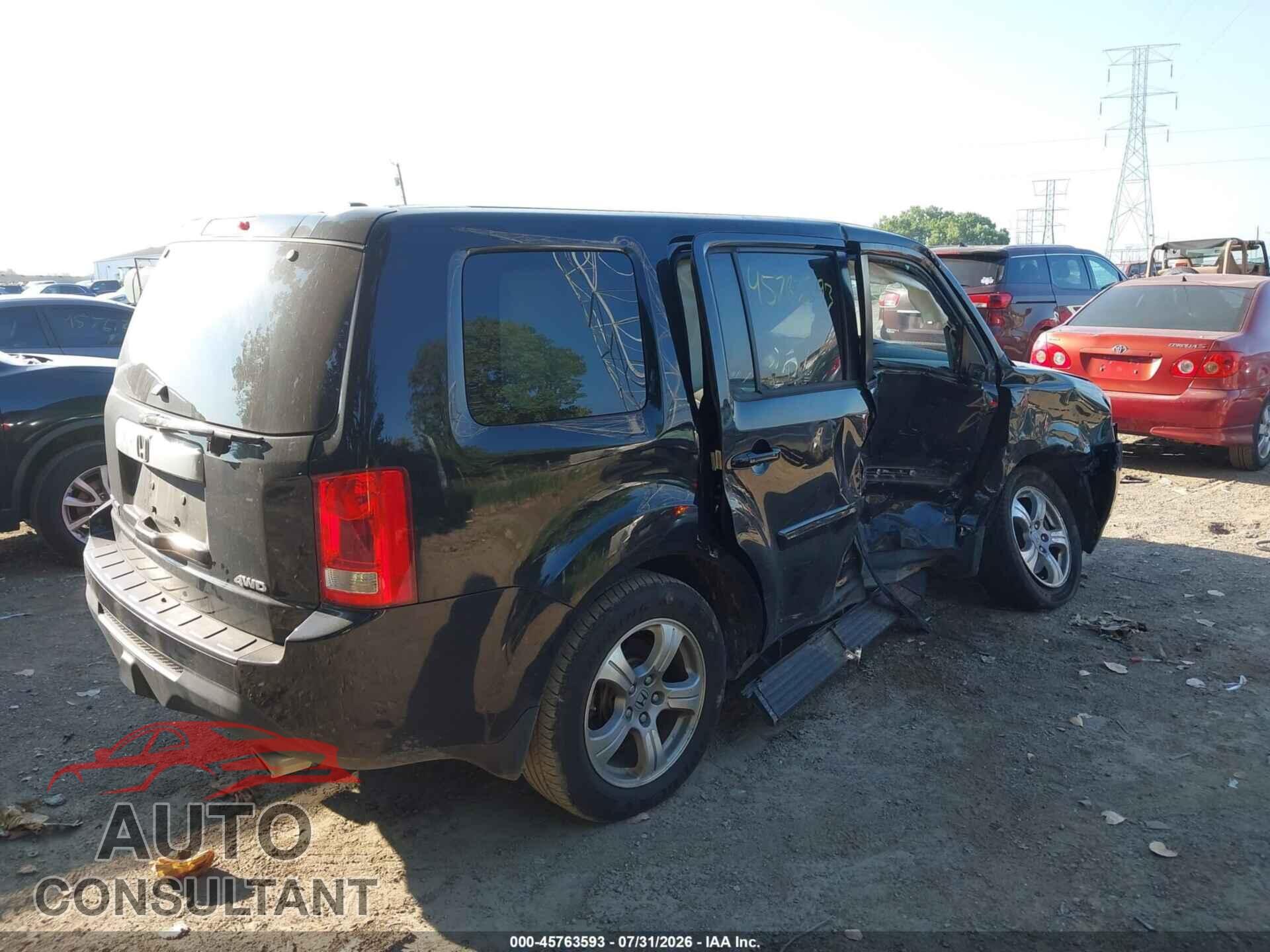 HONDA PILOT 2015 - 5FNYF4H50FB073355