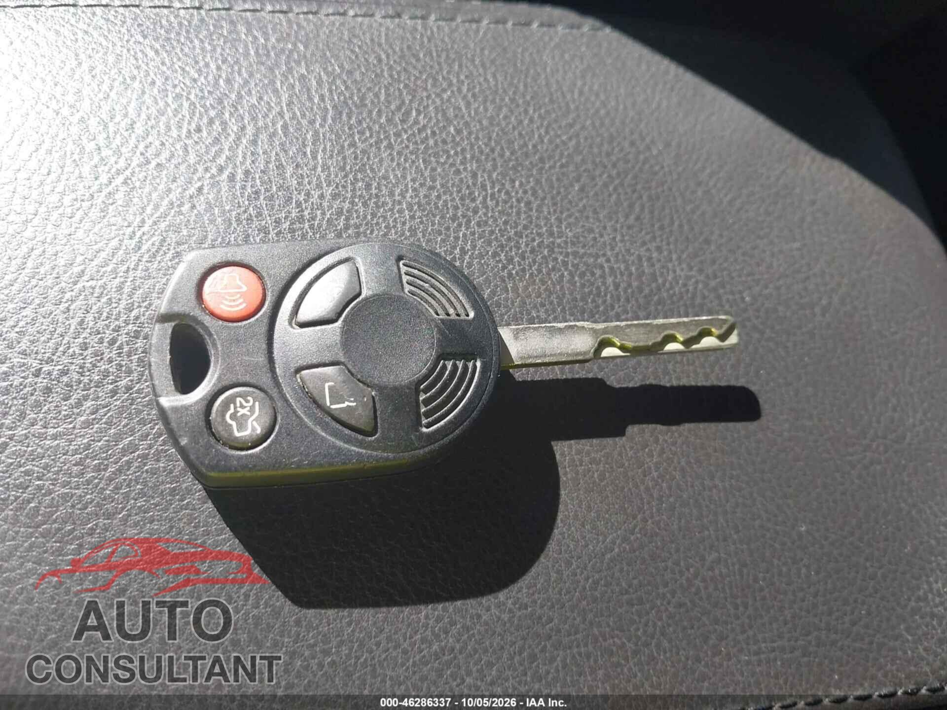 FORD FOCUS 2015 - 1FADP3F22FL298829