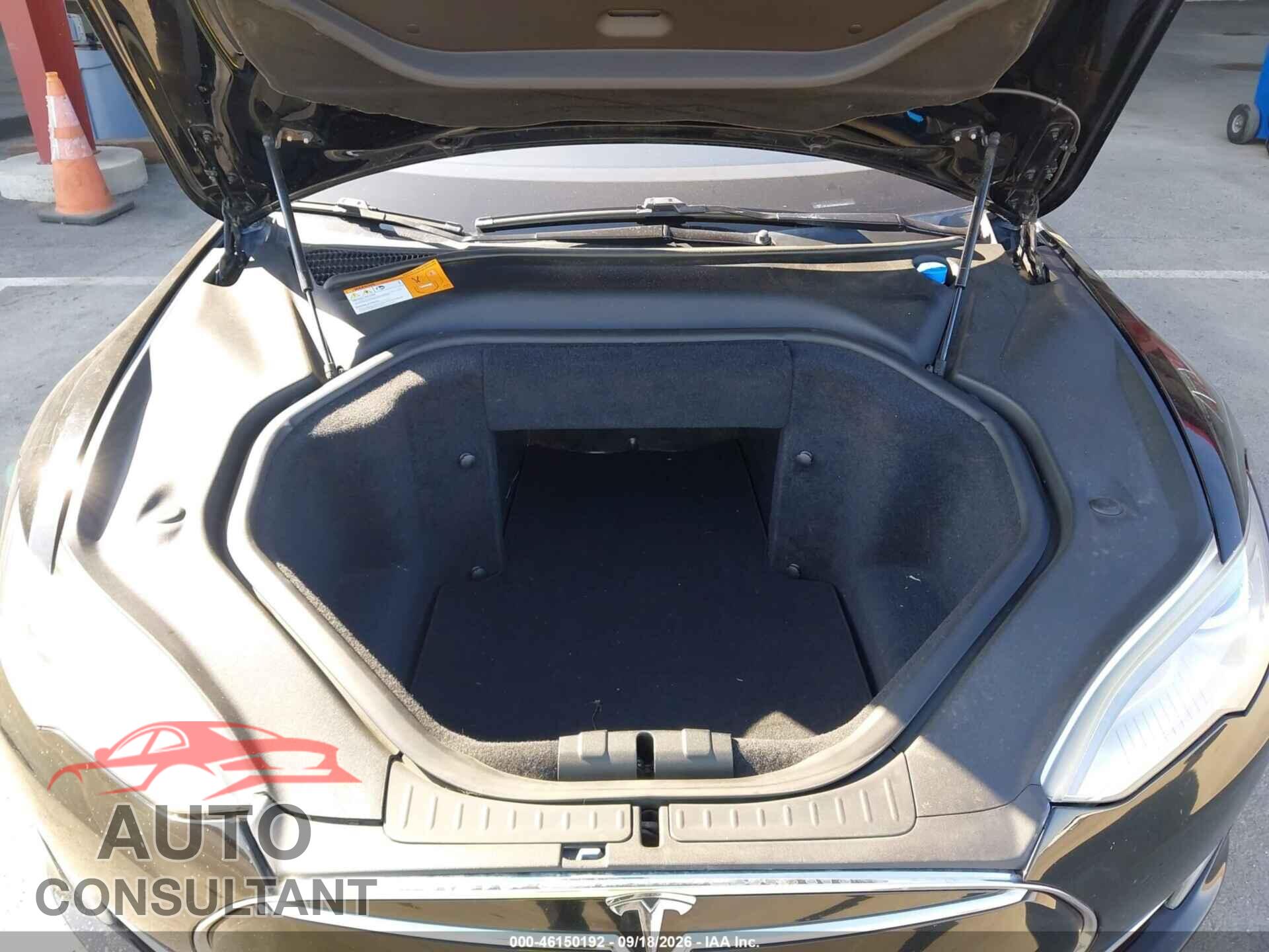 TESLA MODEL S 2013 - 5YJSA1CN5DFP06083