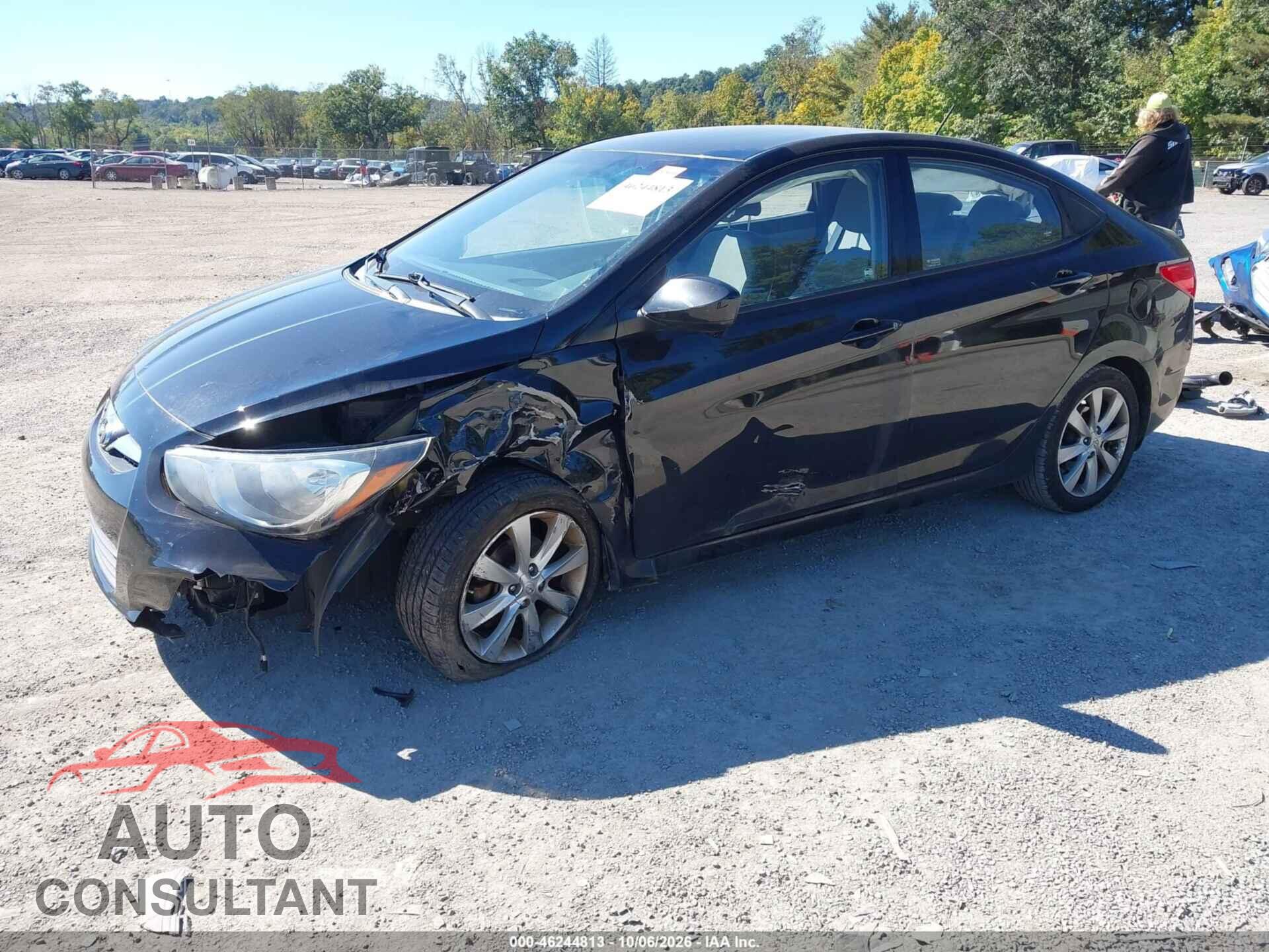 HYUNDAI ACCENT 2013 - KMHCU4AE1DU419987