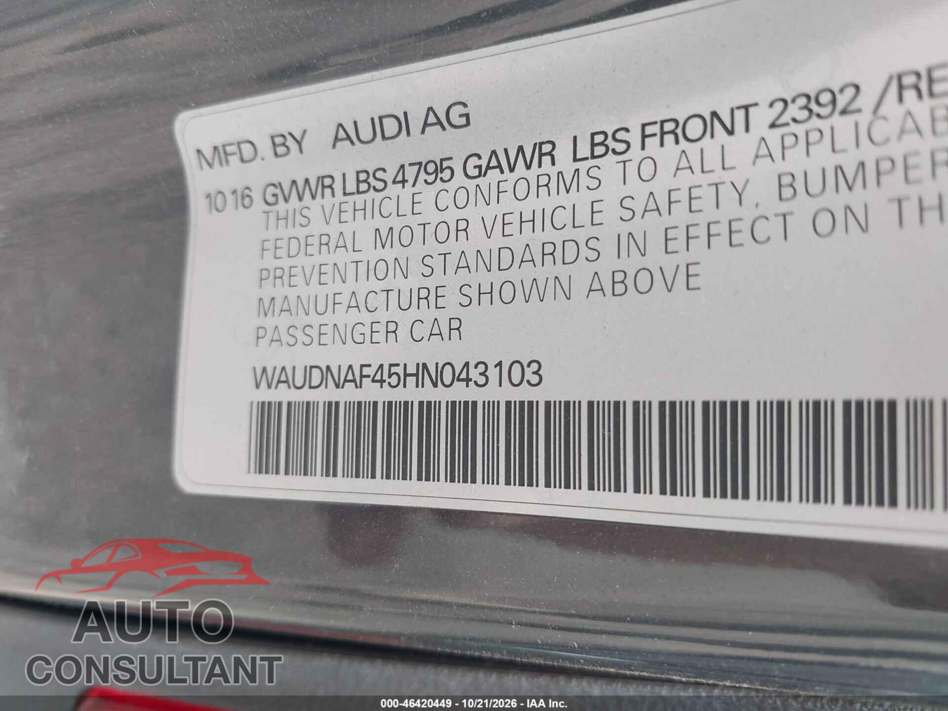 AUDI A4 2017 - WAUDNAF45HN043103