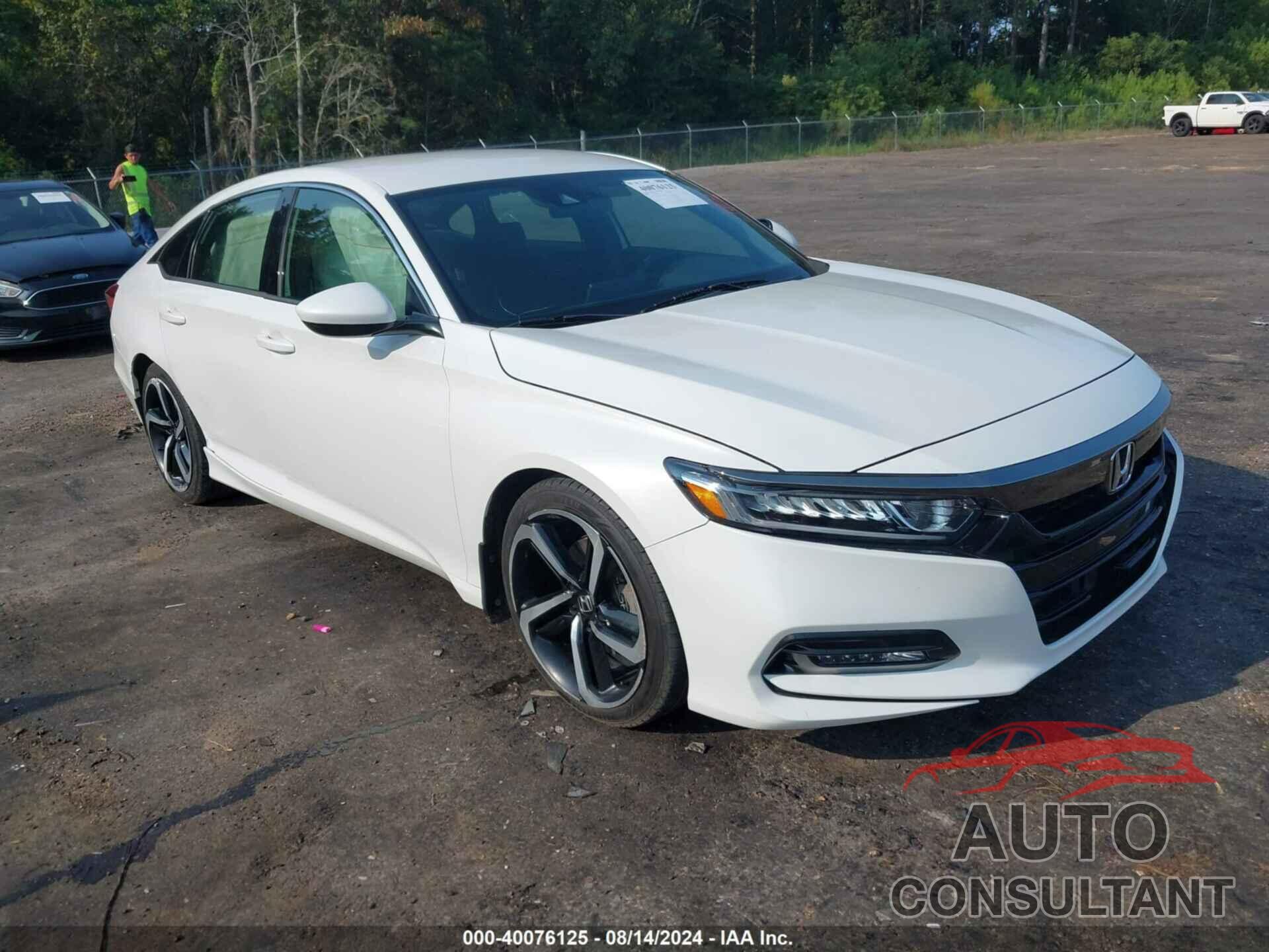 HONDA ACCORD 2018 - 1HGCV1F34JA155301