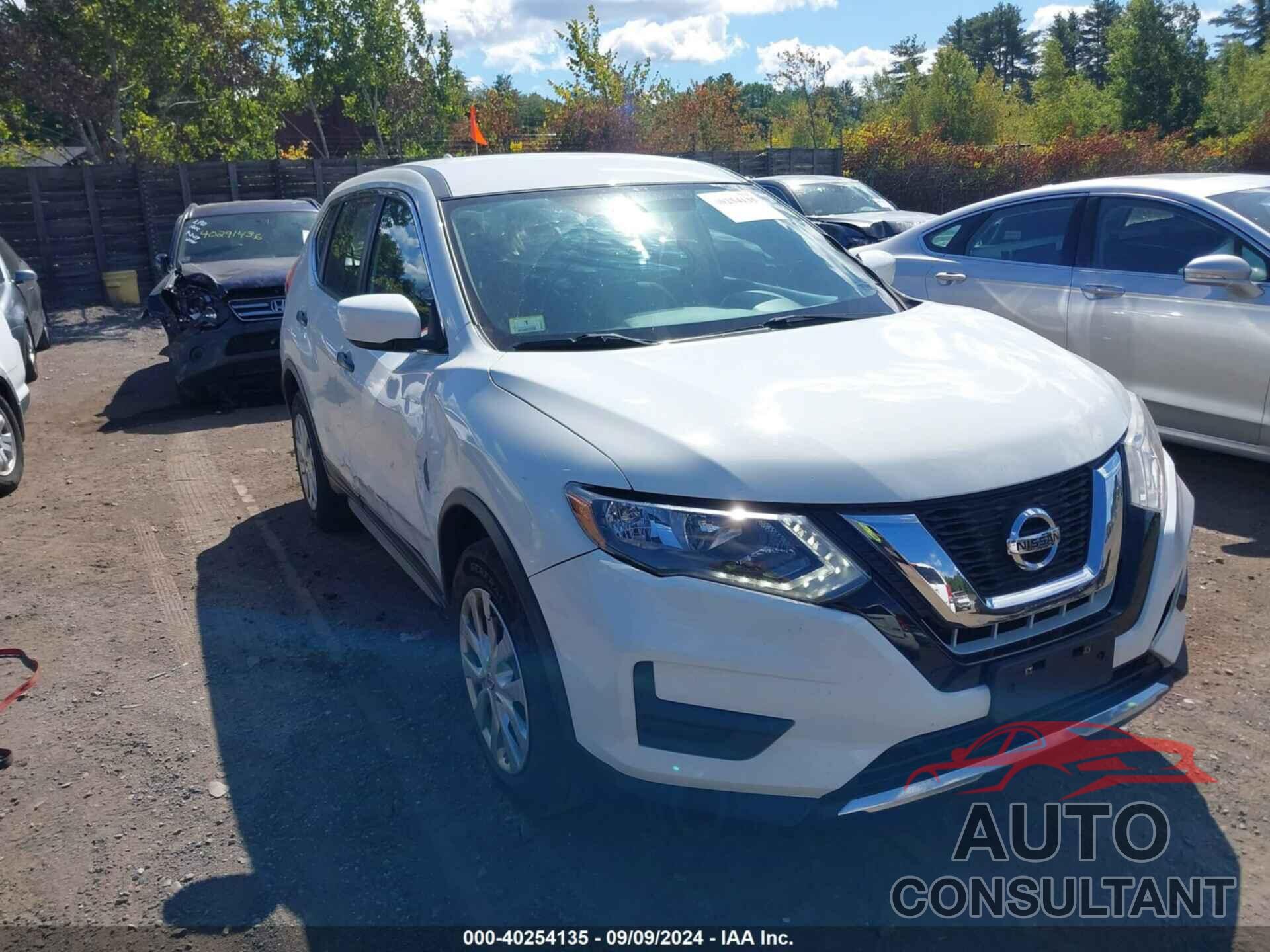 NISSAN ROGUE 2017 - KNMAT2MV9HP561457