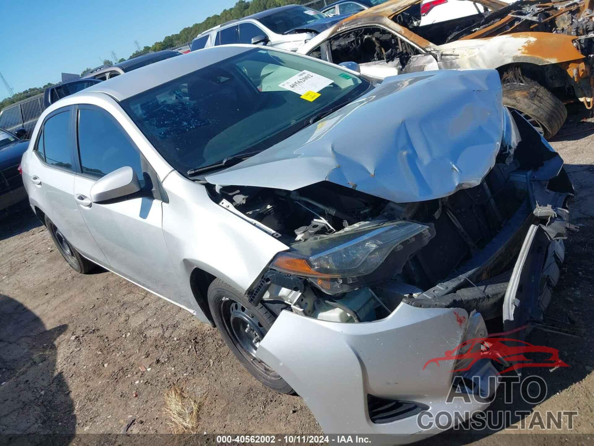 TOYOTA COROLLA 2018 - 5YFBURHE6JP840471