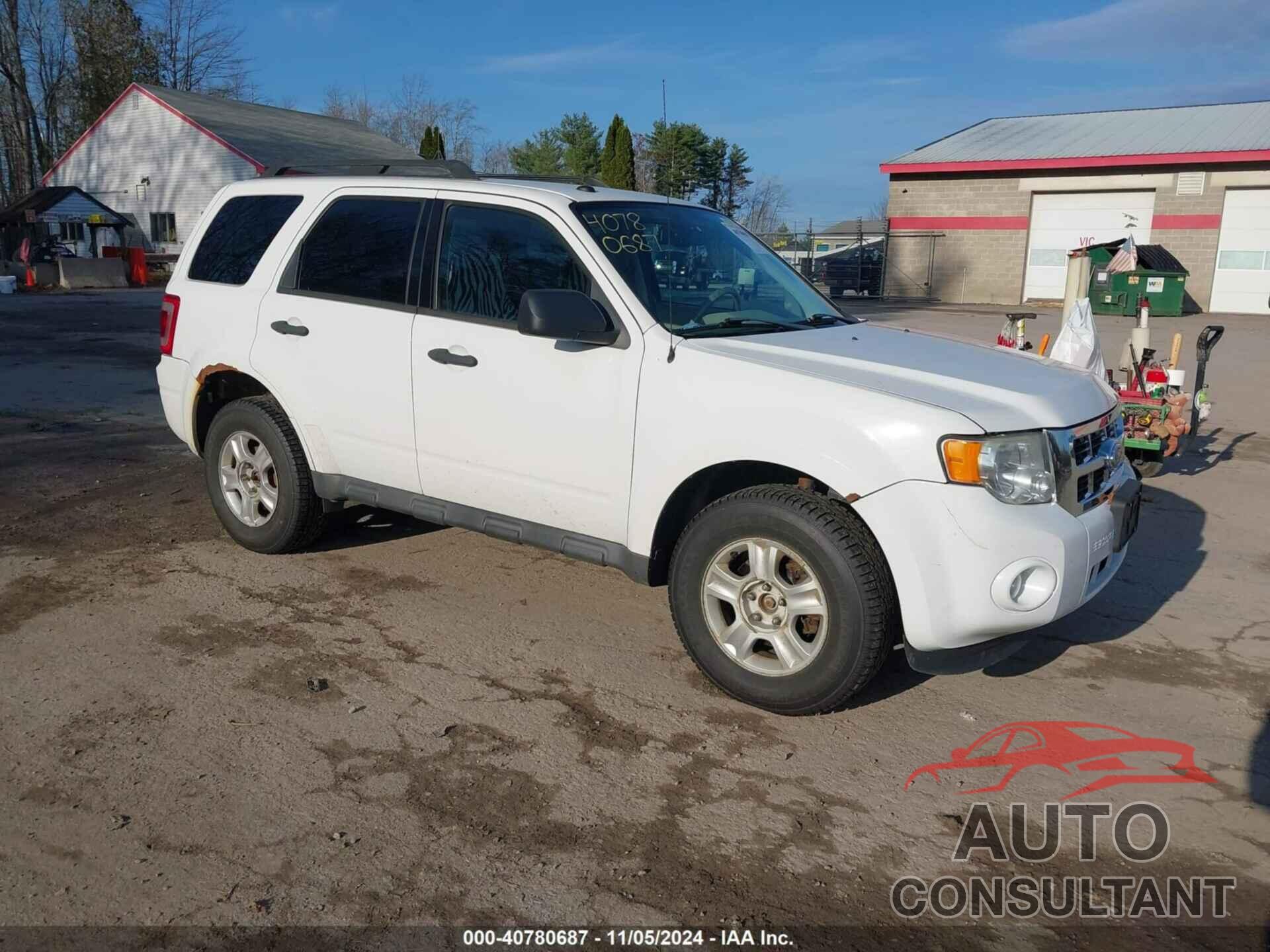 FORD ESCAPE 2011 - 1FMCU9DG3BKA57762