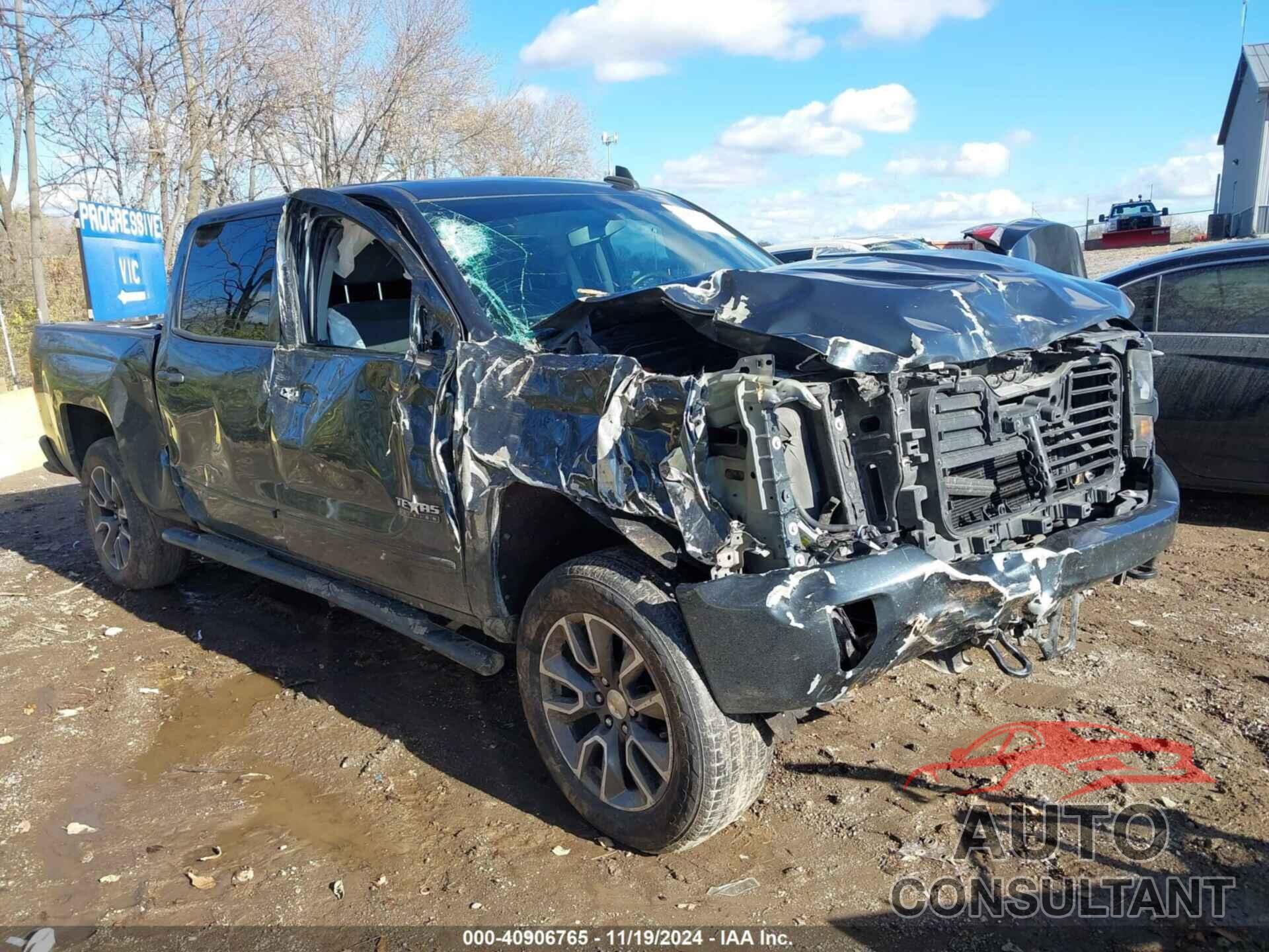 CHEVROLET SILVERADO 1500 2018 - 3GCUKREC5JG187607