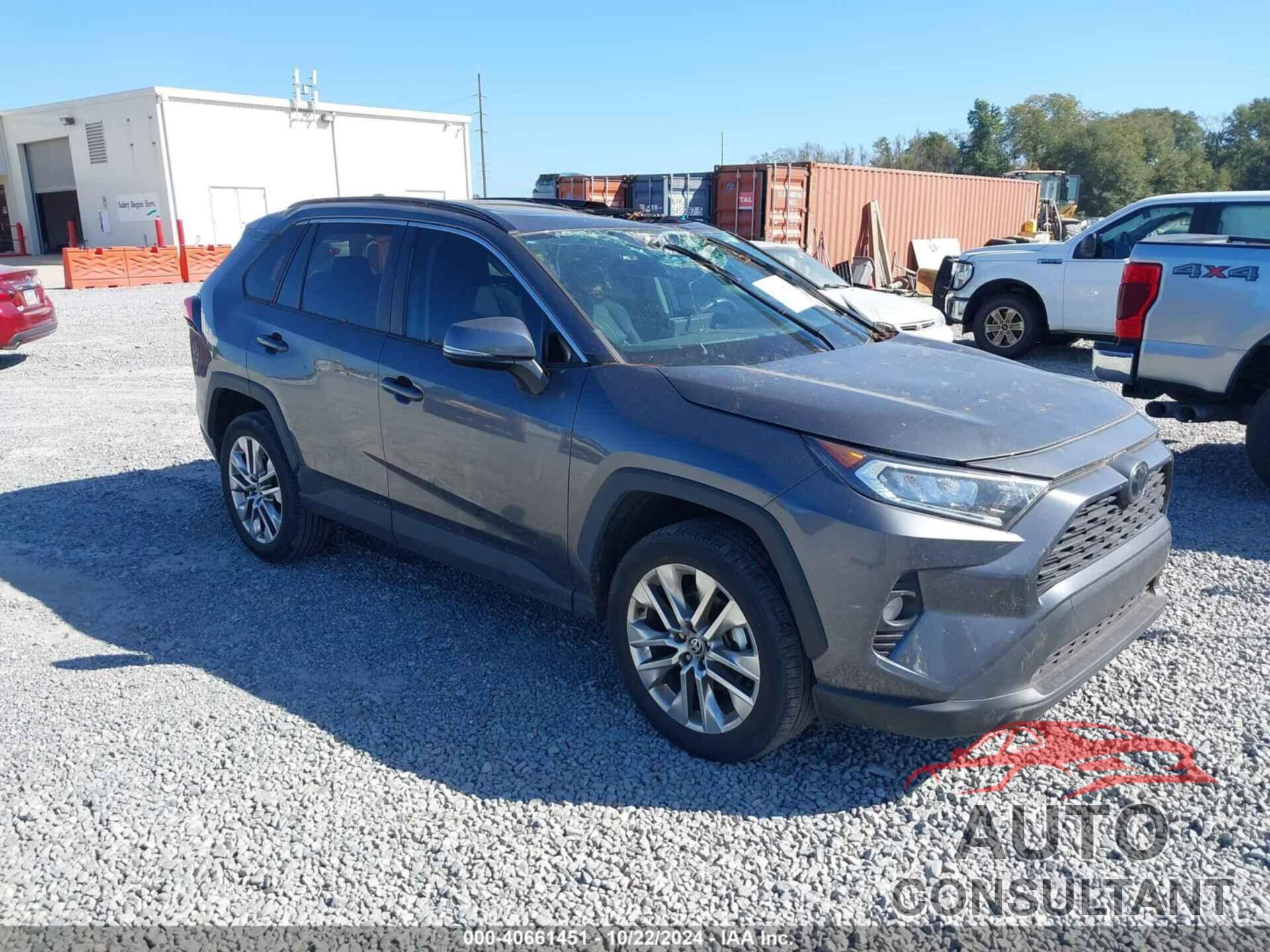 TOYOTA RAV4 2021 - 2T3C1RFV5MC142395