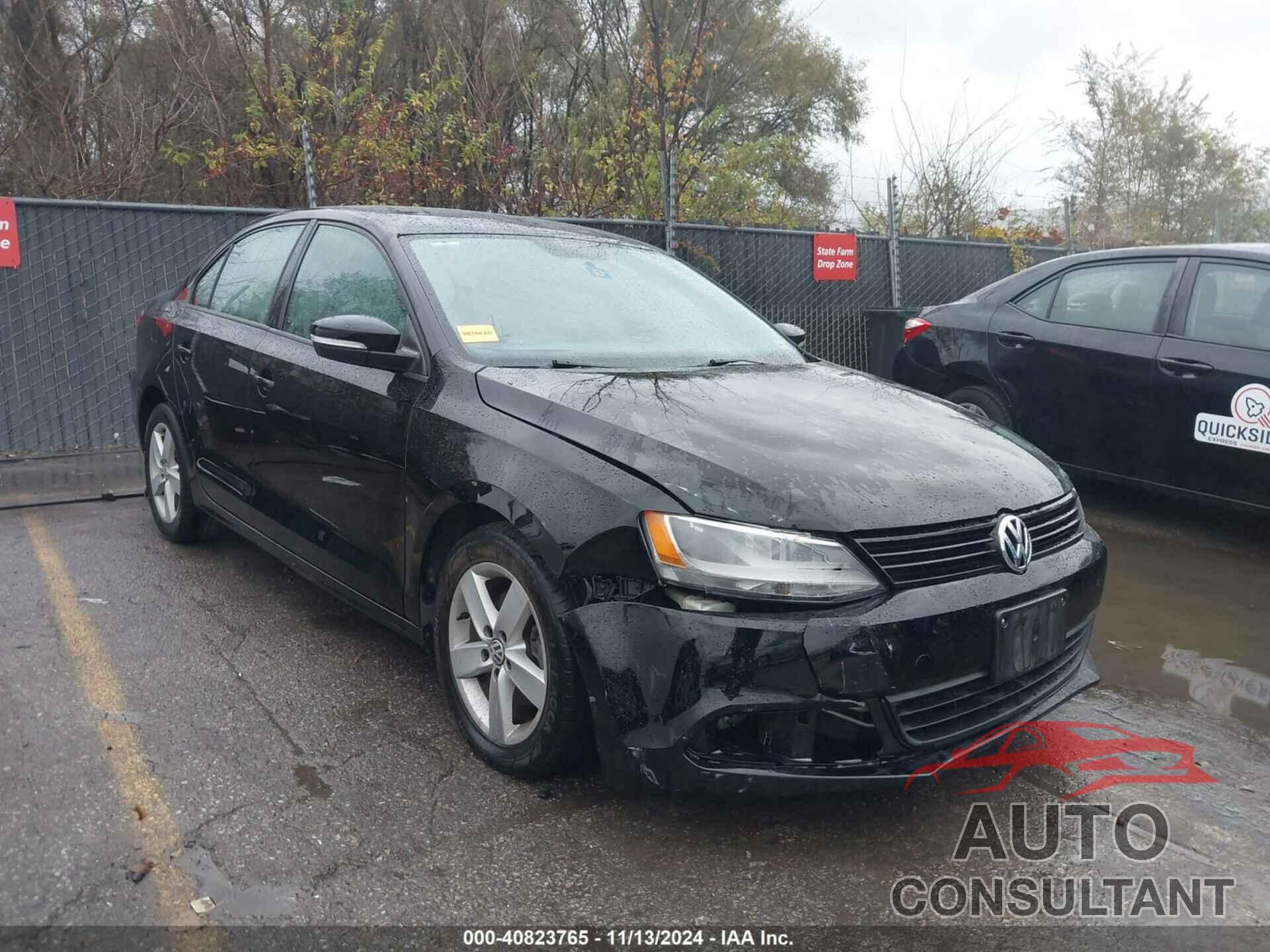 VOLKSWAGEN JETTA 2012 - 3VWLL7AJ4CM355191