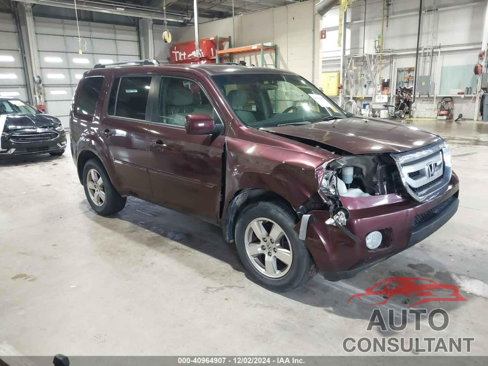 HONDA PILOT 2011 - 5FNYF4H40BB097088