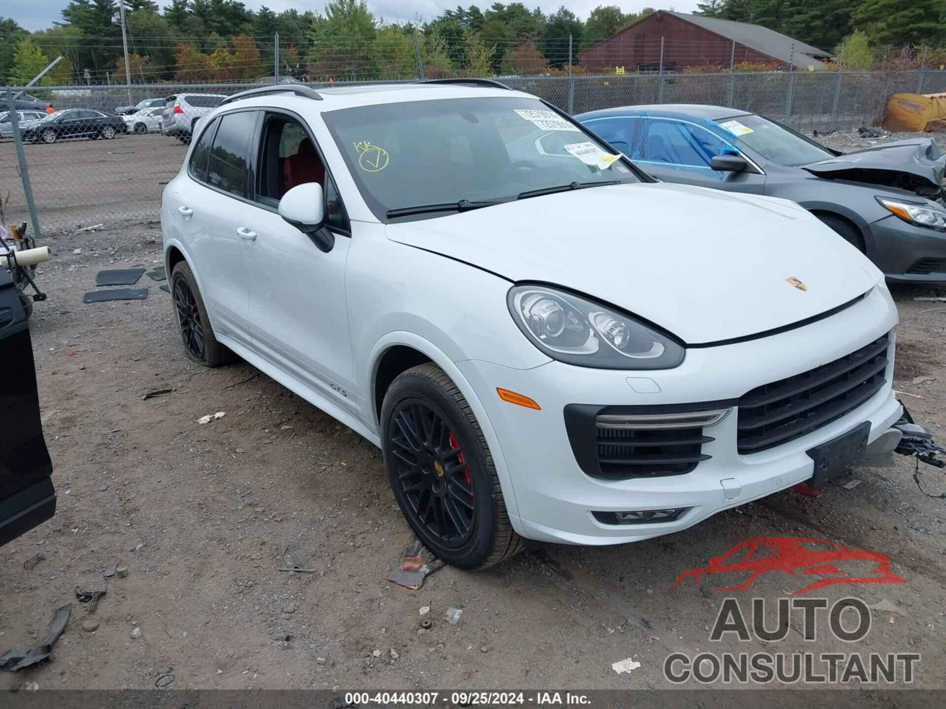 PORSCHE CAYENNE 2017 - WP1AD2A23HLA84005