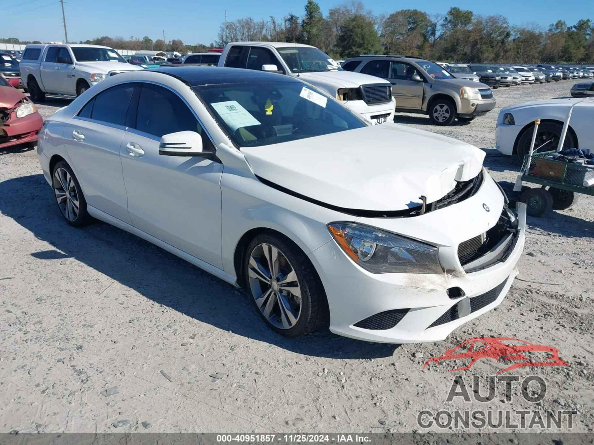 MERCEDES-BENZ CLA 250 2015 - WDDSJ4EB1FN175141
