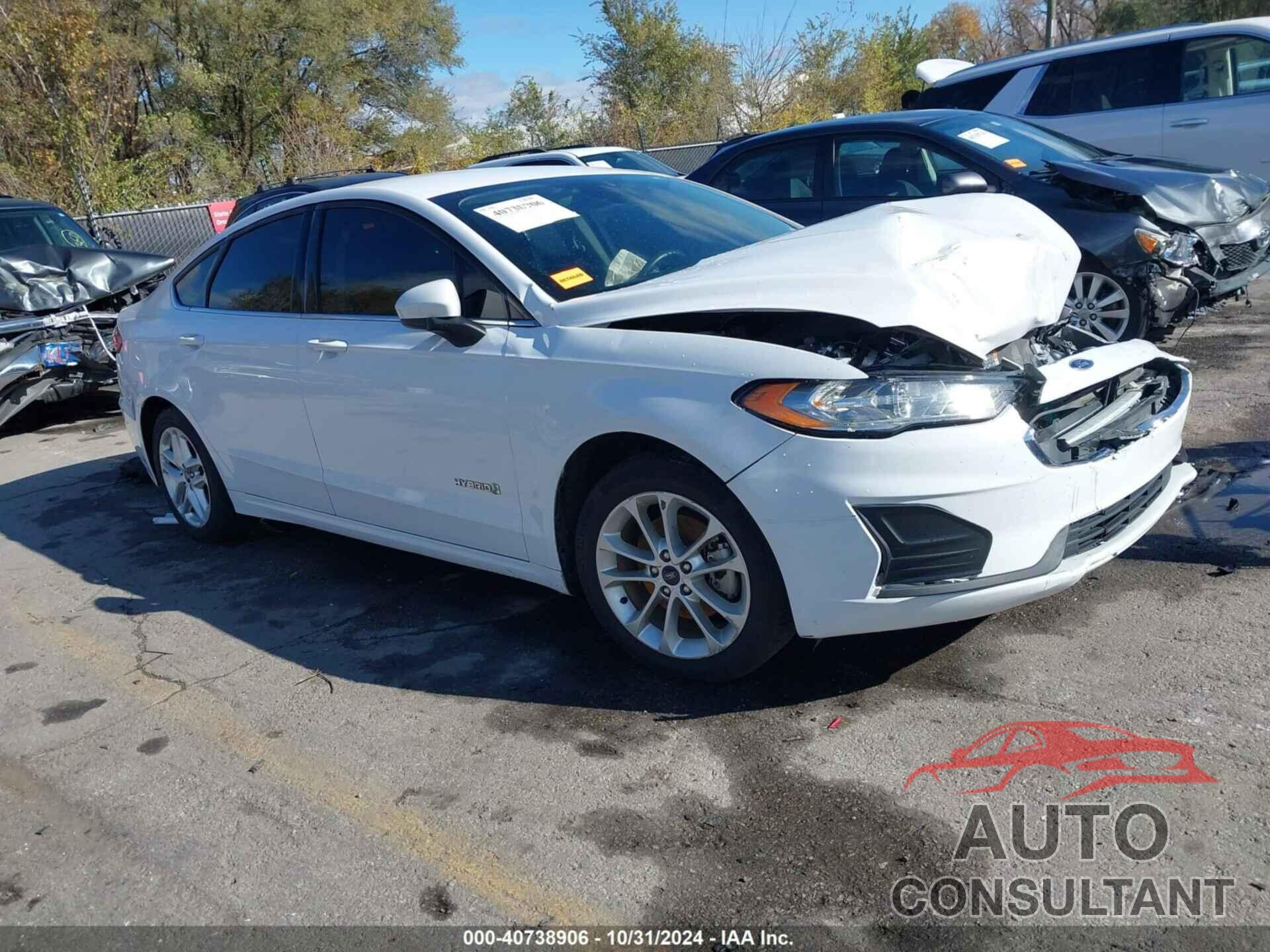 FORD FUSION HYBRID 2019 - 3FA6P0LU5KR207173