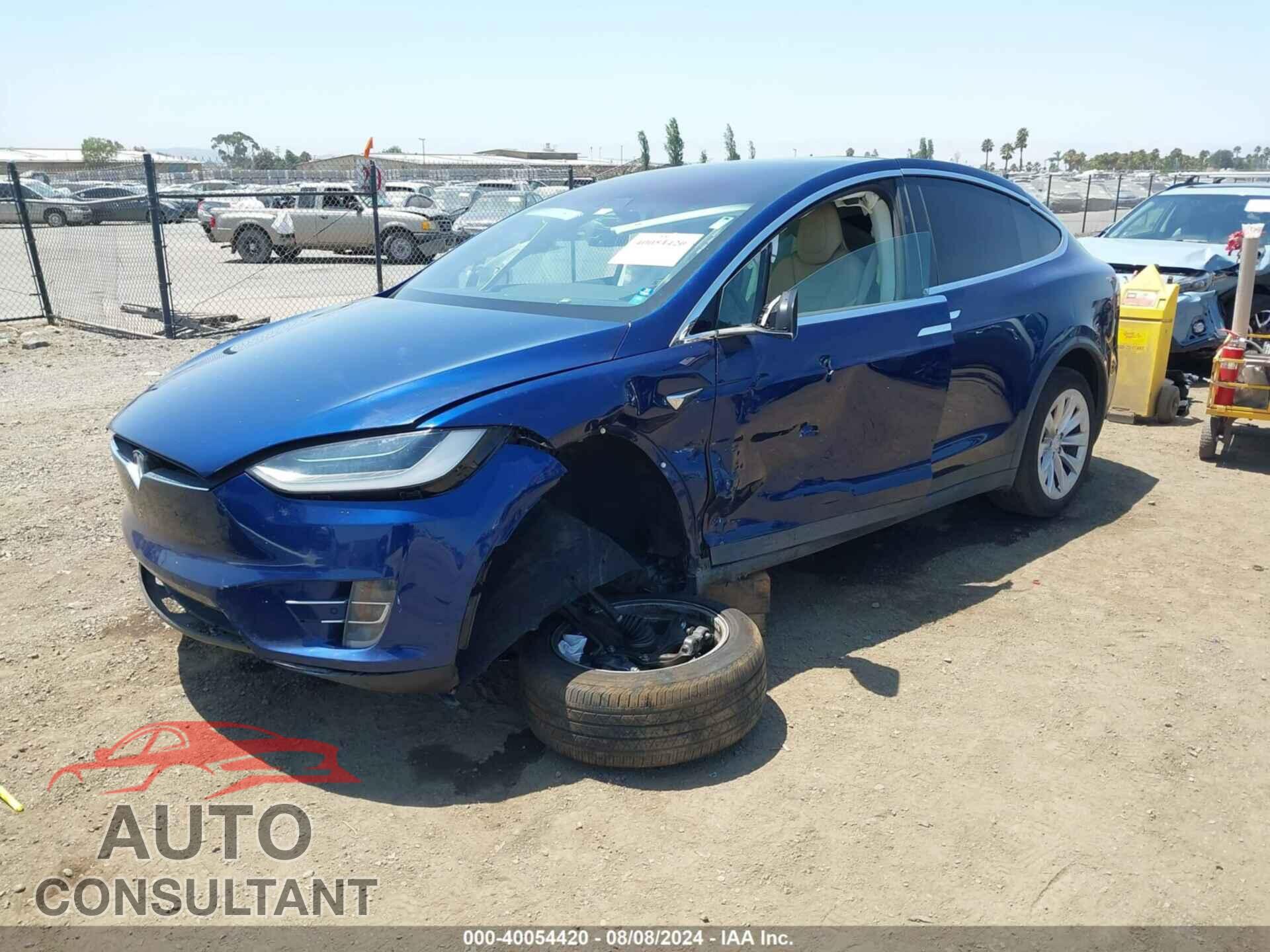 TESLA MODEL X 2017 - 5YJXCBE24HF044656
