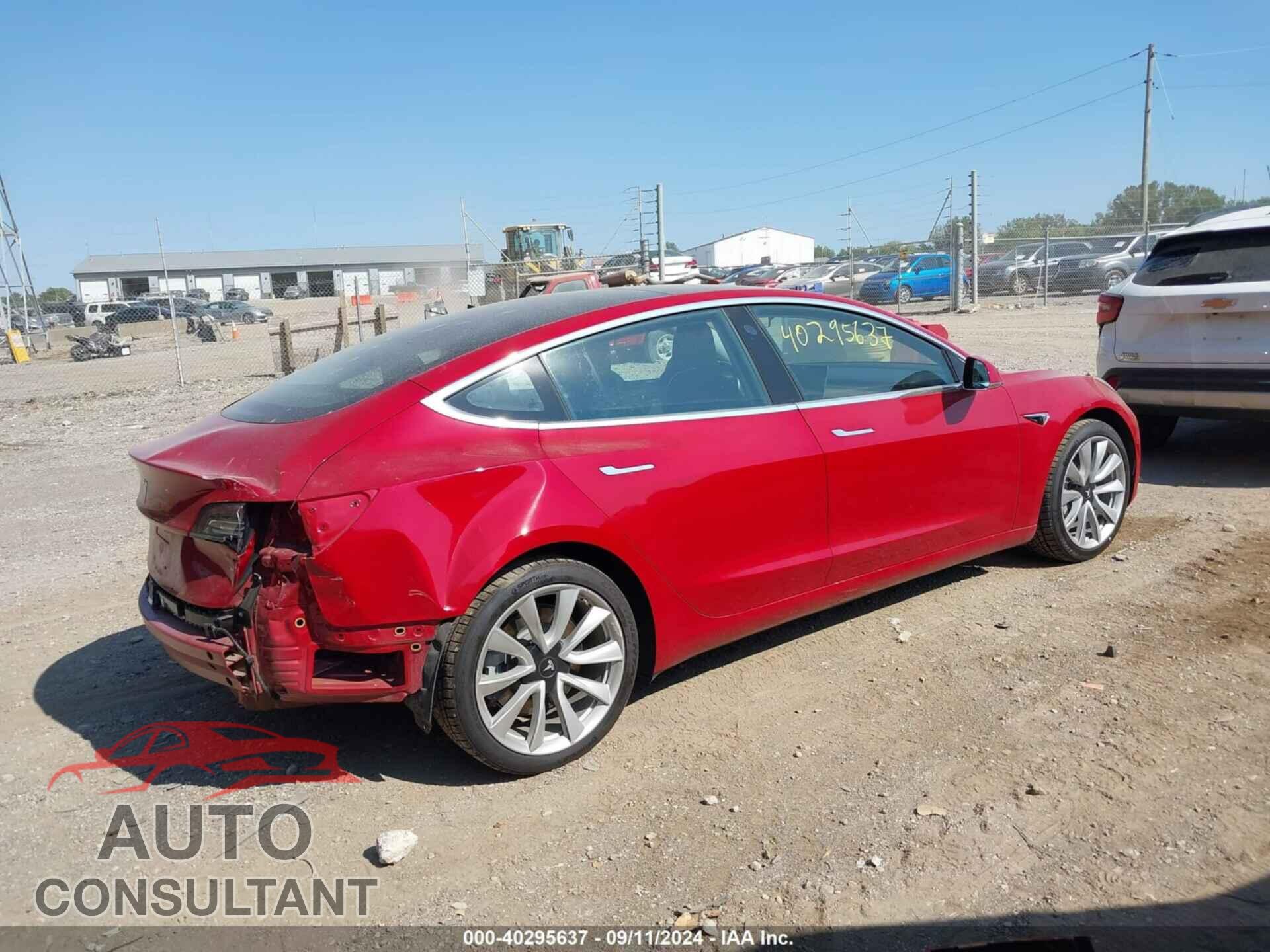 TESLA MODEL 3 2018 - 5YJ3E1EB7JF065641