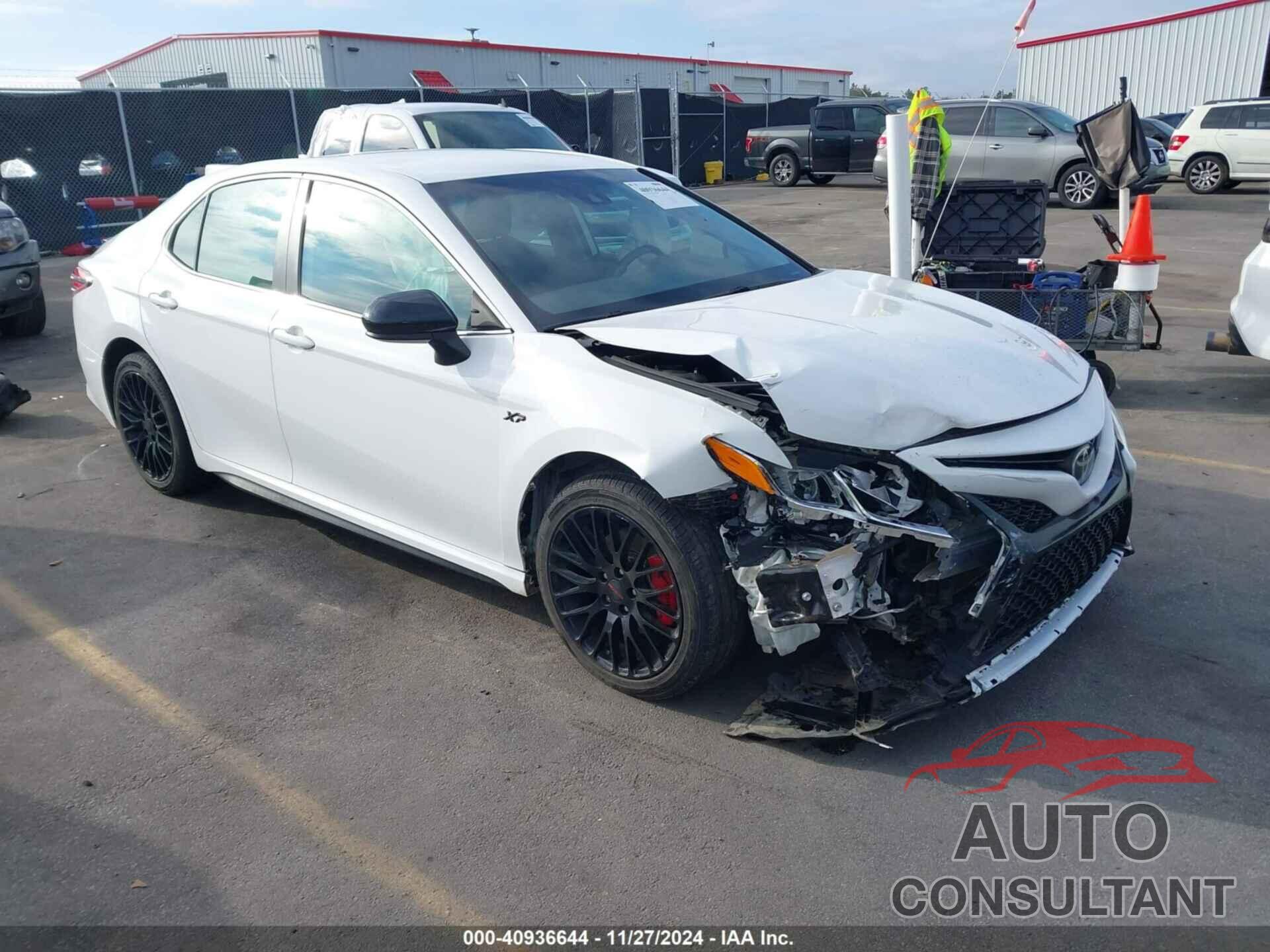 TOYOTA CAMRY 2019 - 4T1B11HKXKU205723