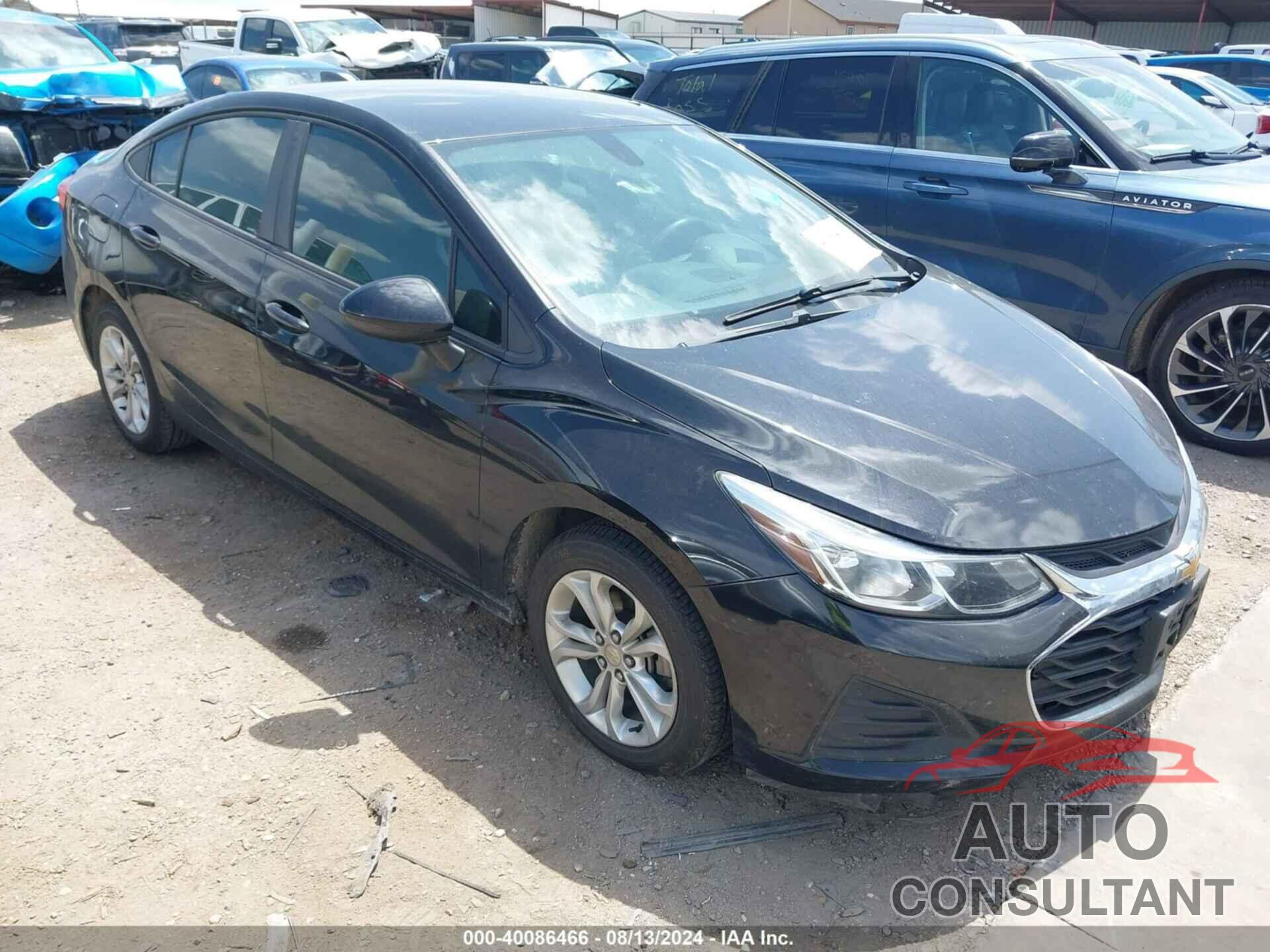 CHEVROLET CRUZE 2019 - 1G1BC5SM7K7152275