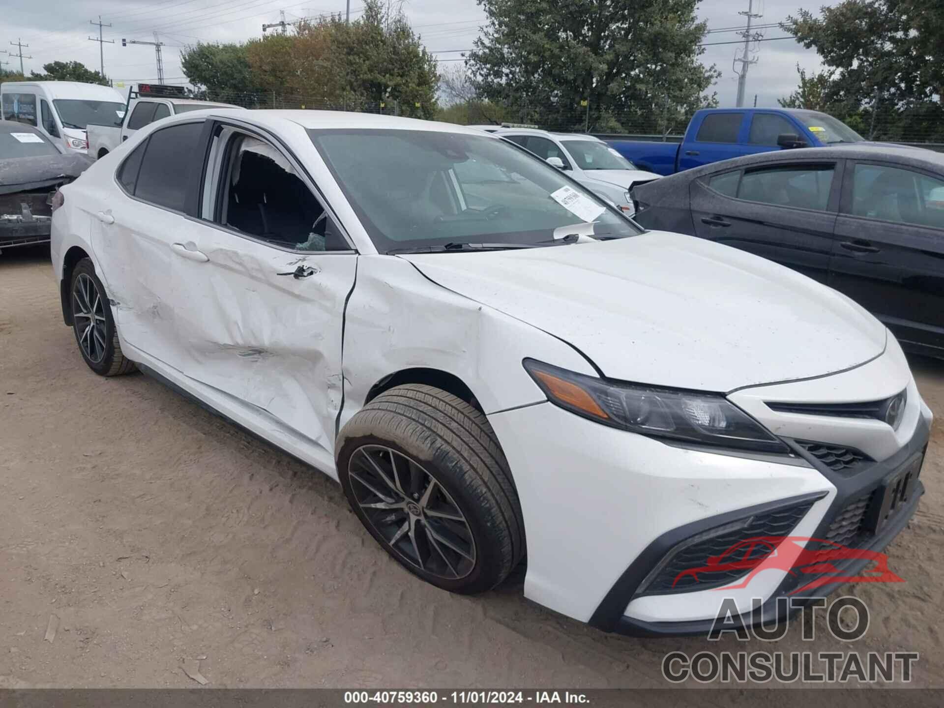 TOYOTA CAMRY 2023 - 4T1G11AKXPU817721
