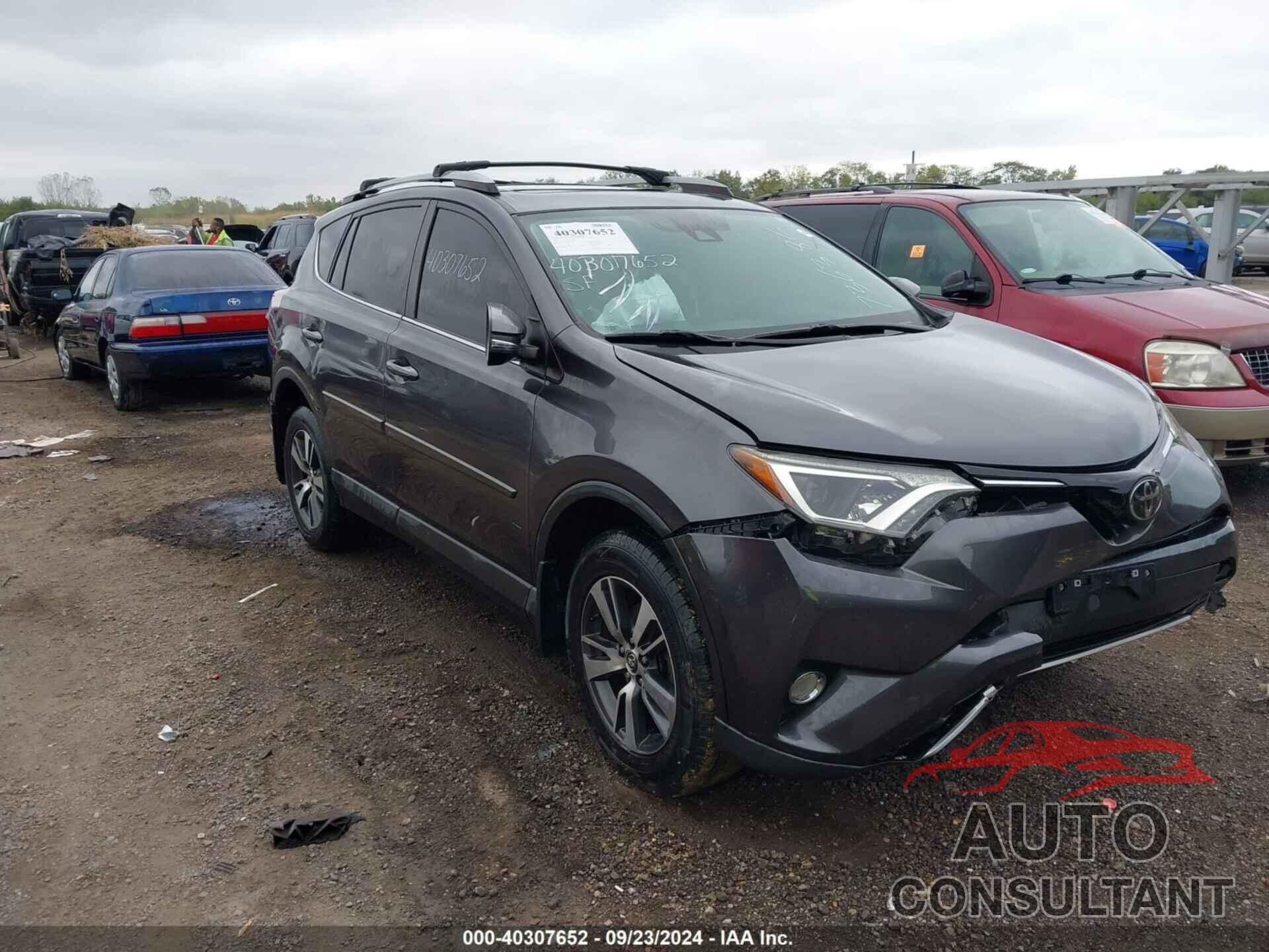 TOYOTA RAV4 2018 - JTMRFREV8JJ736386