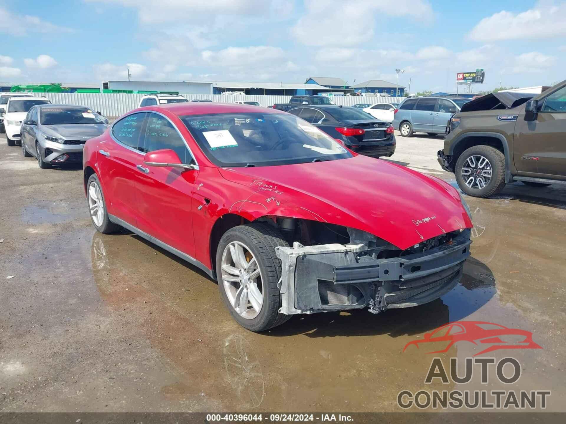 TESLA MODEL S 2014 - 5YJSA1H18EFP42406