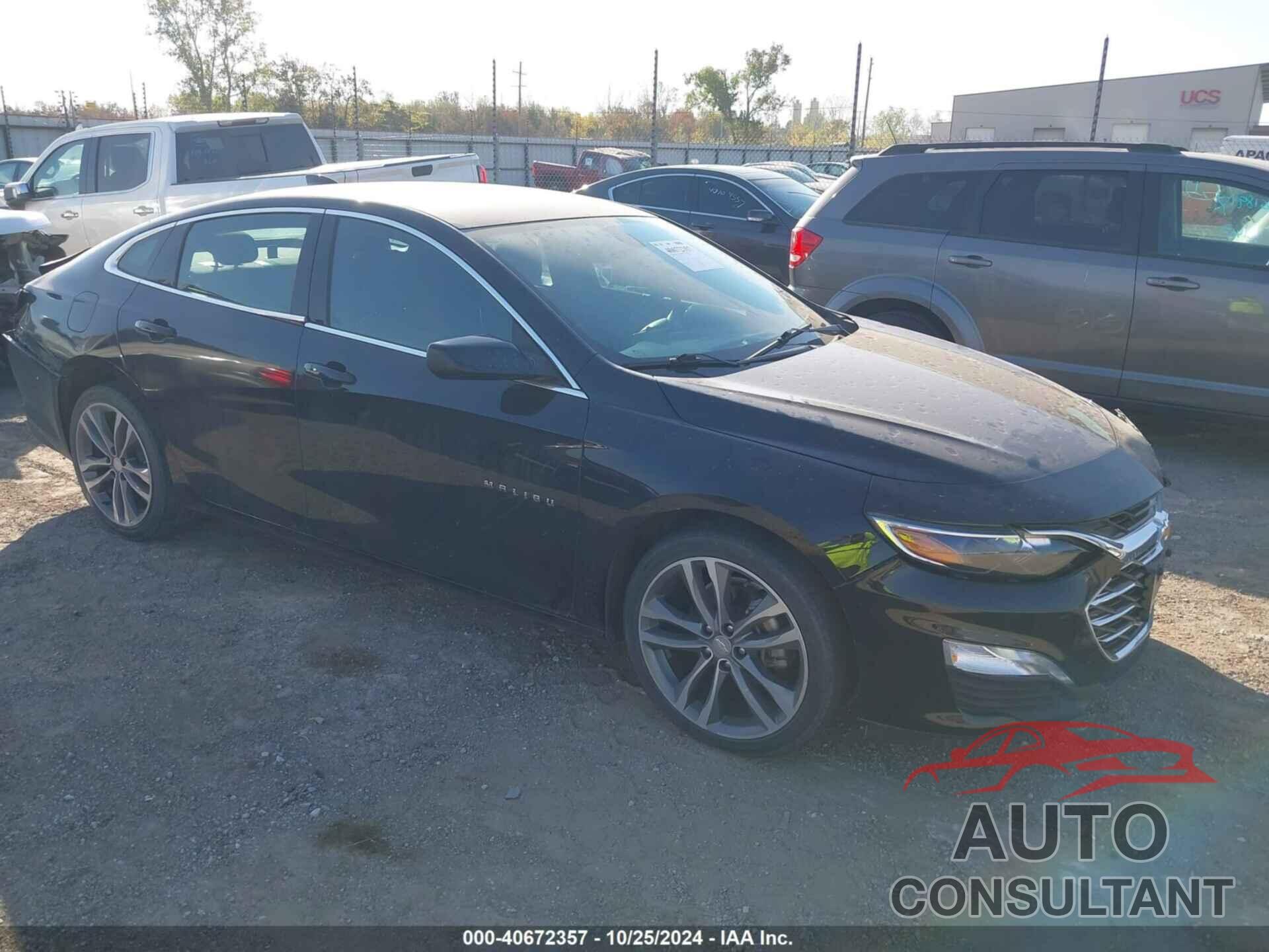 CHEVROLET MALIBU 2021 - 1G1ZD5ST2MF045792