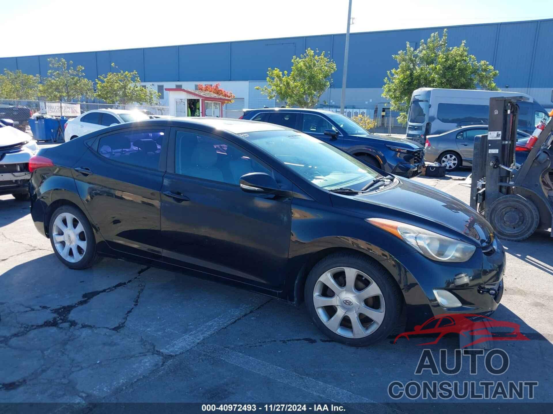 HYUNDAI ELANTRA 2012 - KMHDH4AE4CU209522