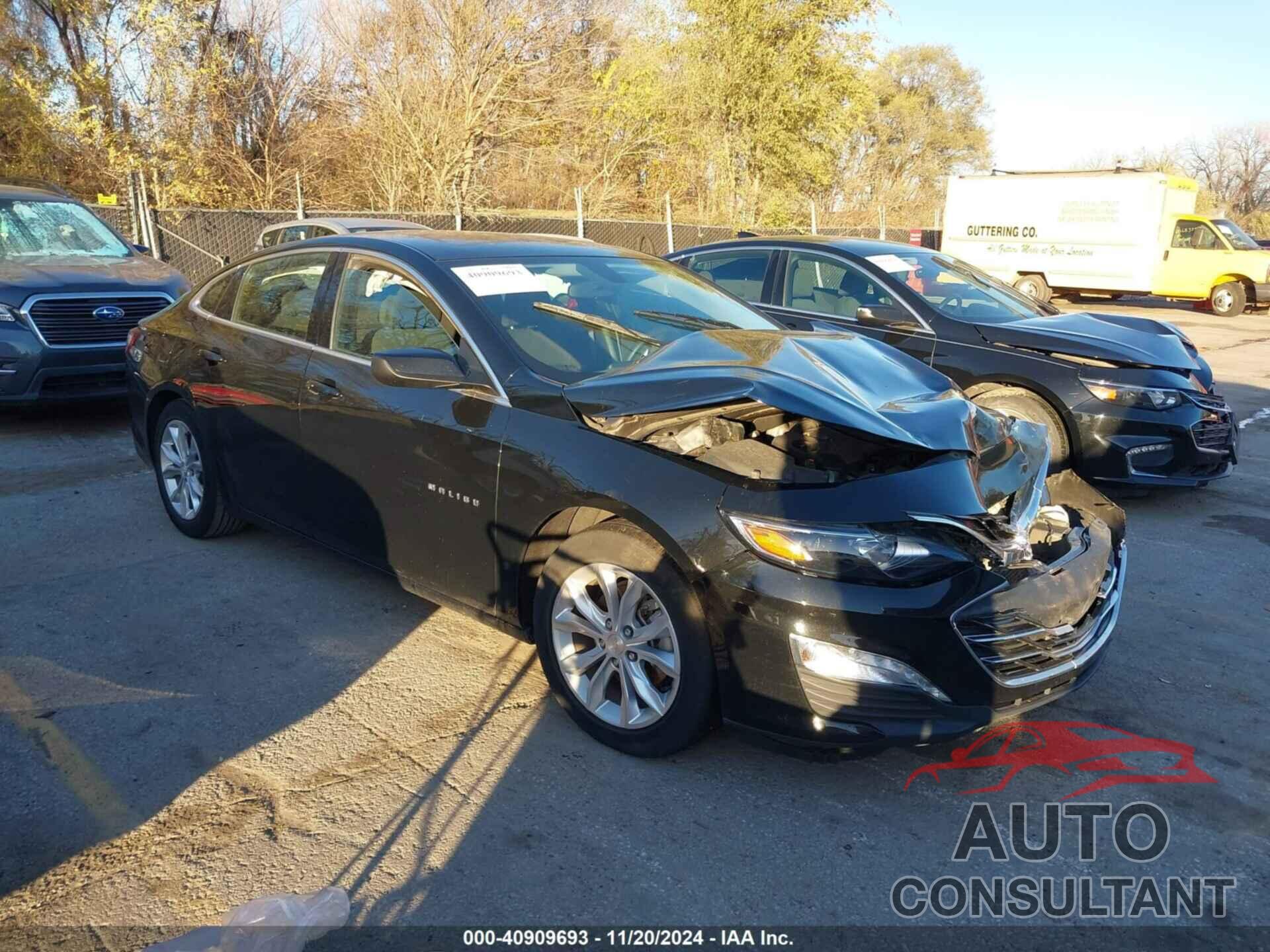 CHEVROLET MALIBU 2020 - 1G1ZD5ST7LF013337