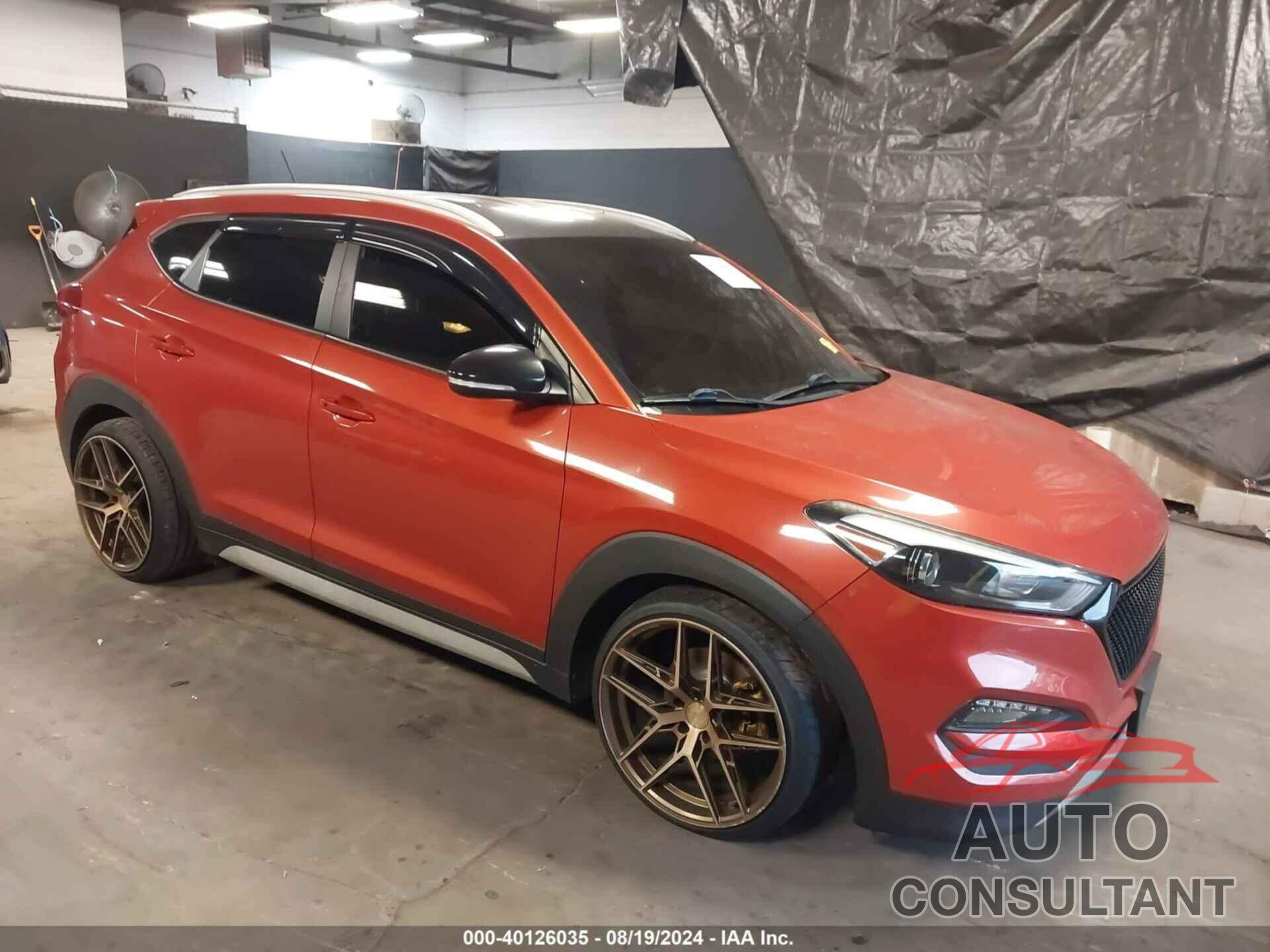 HYUNDAI TUCSON 2017 - KM8J3CA26HU407074