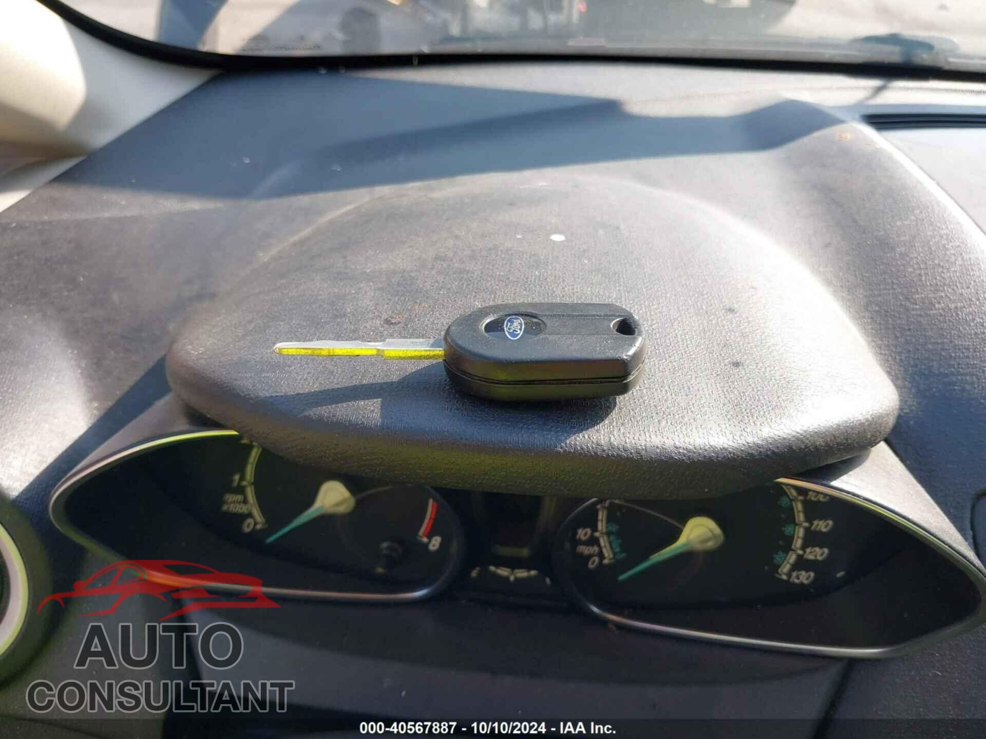 FORD FIESTA 2018 - 3FADP4BJ1JM109727