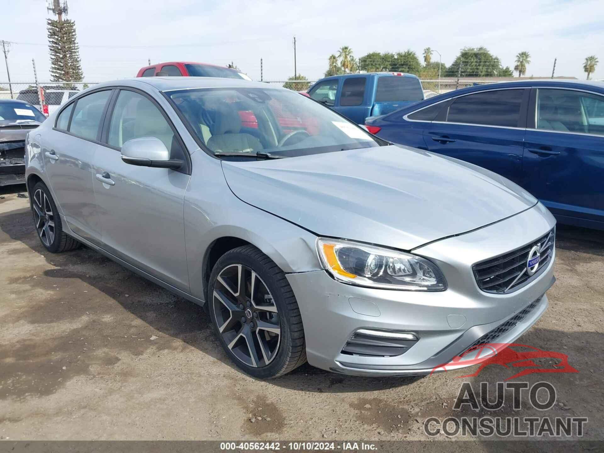 VOLVO S60 2018 - YV126MFL6J2459484