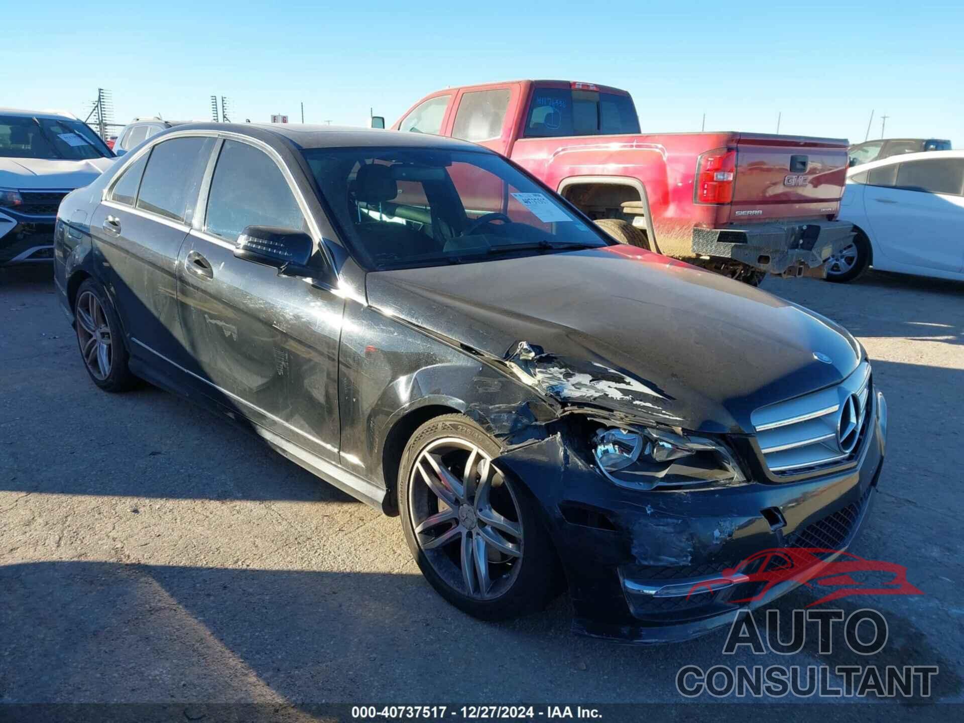 MERCEDES-BENZ C 300 2013 - WDDGF8AB0DA797769